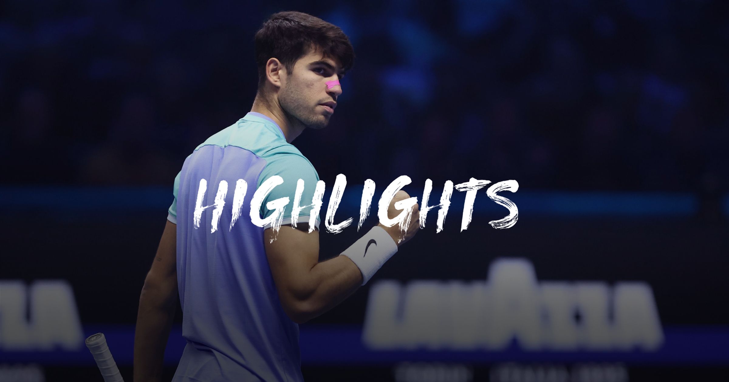 Alcaraz Rublev legyőzésével tartotta életben továbbjutási esélyeit az ATP-vb-n - videó