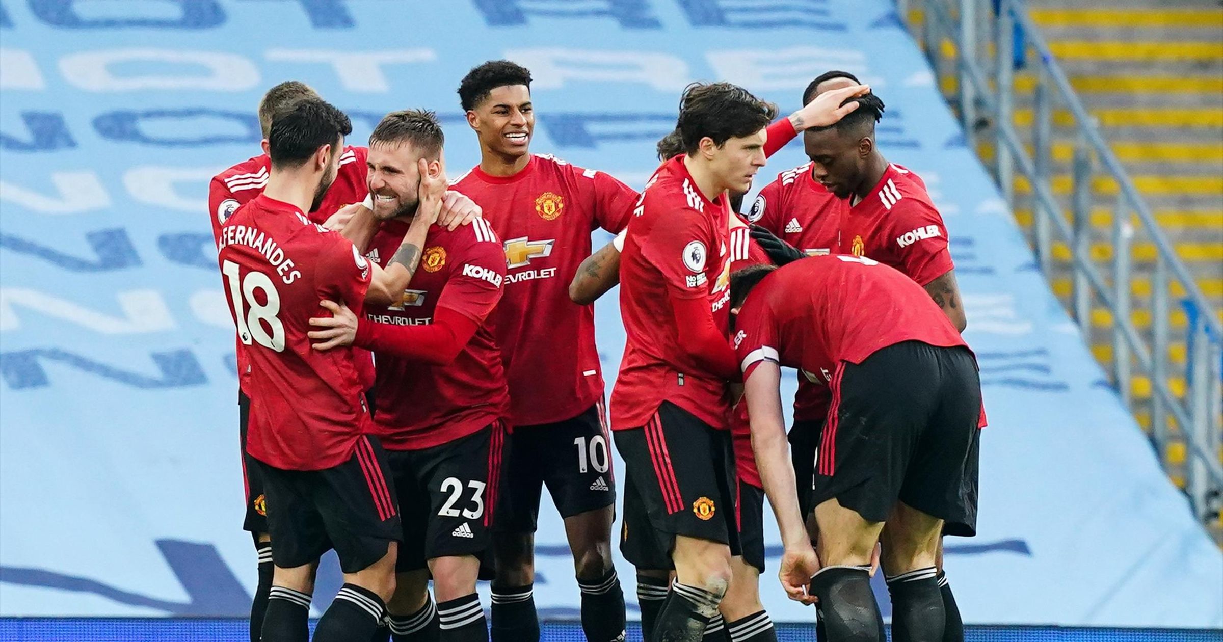 The BONEZ 2021 TEAM STADIUM JACKET XLThe BONEZ 2021 TEAM STADIUM