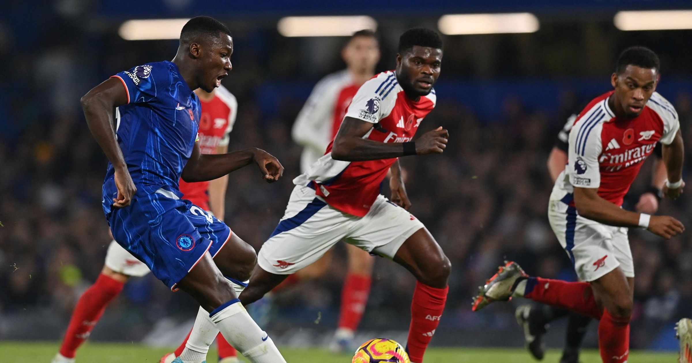 A Chelsea 116 milliós játékosa per pillanat a Premier League legjobb középpályása