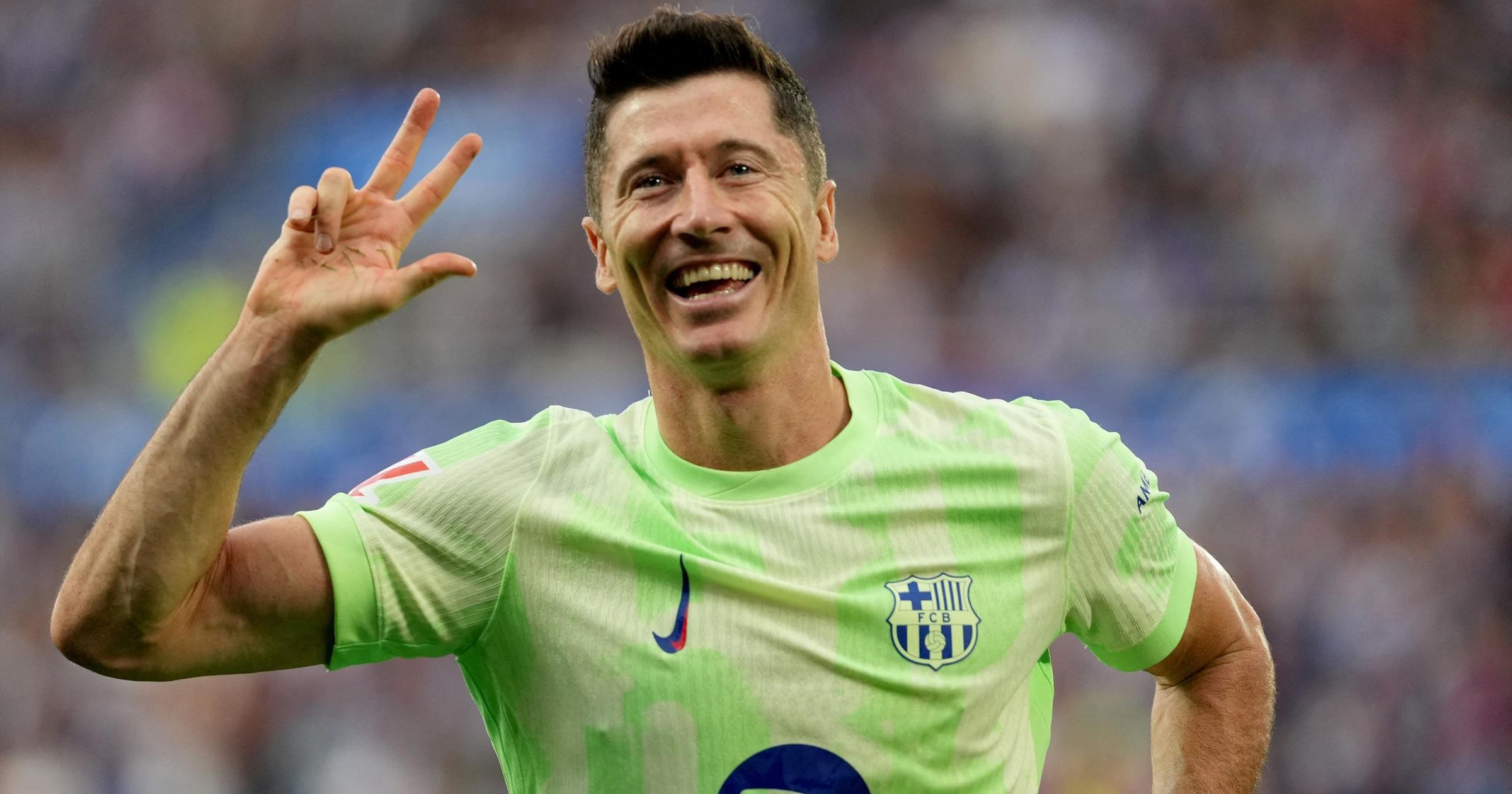 Lewandowski három gólig meg sem állt, őrzi előnyét a tabella élén a Barcelona