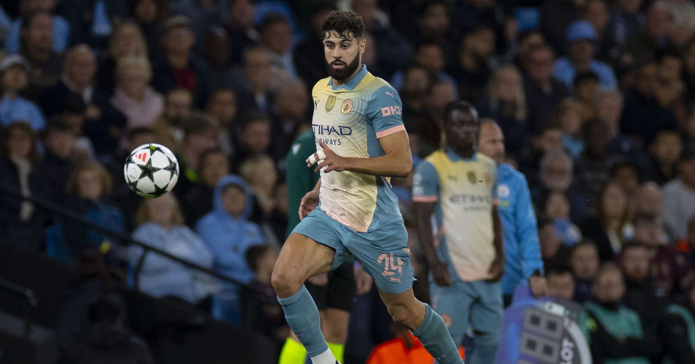 Messi a példaképe a világ legdrágább védőjének, talán miatta is lő annyi parádés gólt a Cityben
