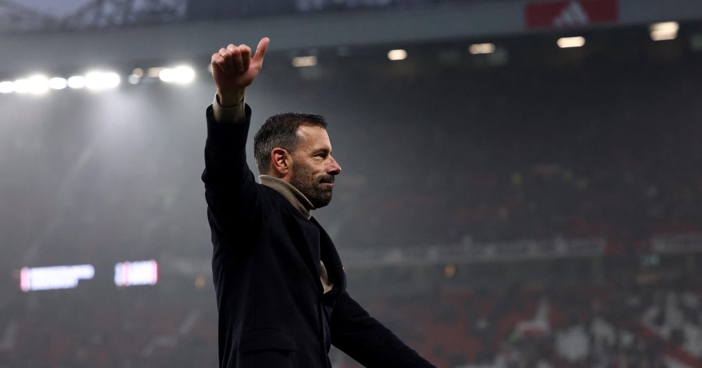 Van Nistelrooy nem lesz a Manchester United új edzői stábjának tagja