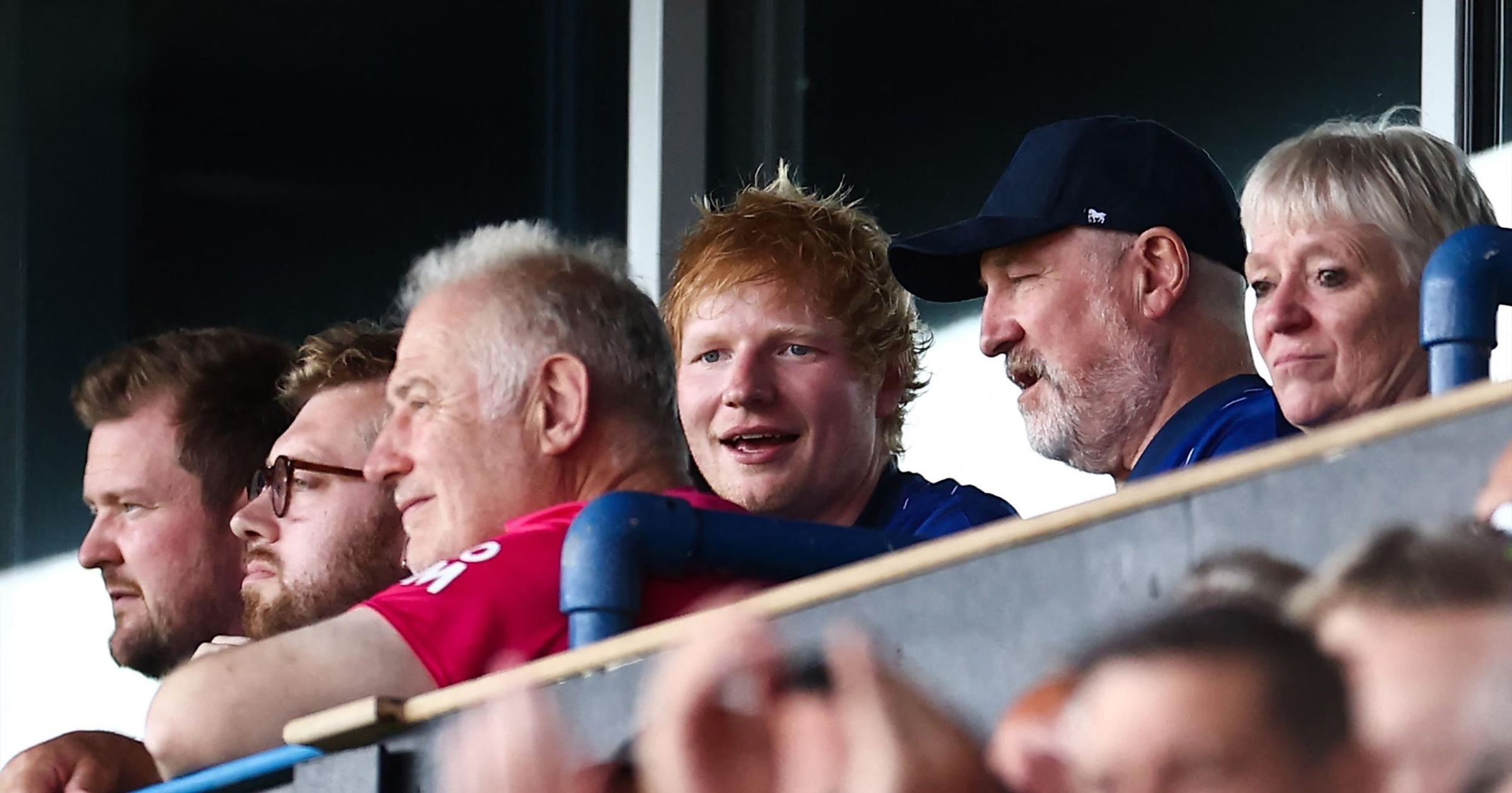 Ed Sheeran vett rá egy játékost, hogy igazoljon az énekes kedvenc, PL-újonc Ipswichéhez