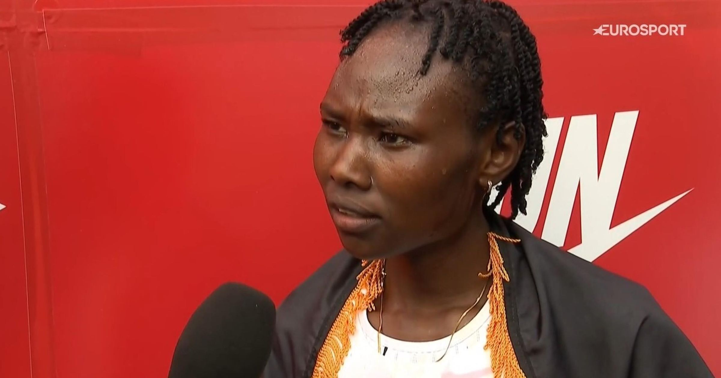 Chepngetich : "Le record du monde était dans mon esprit" thumbnail