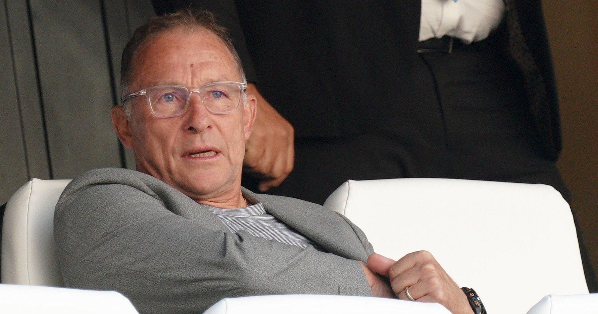 Jean-Pierre Papin Exposes Alleged Moral Harassment at OM and Blames Ali Zarrak