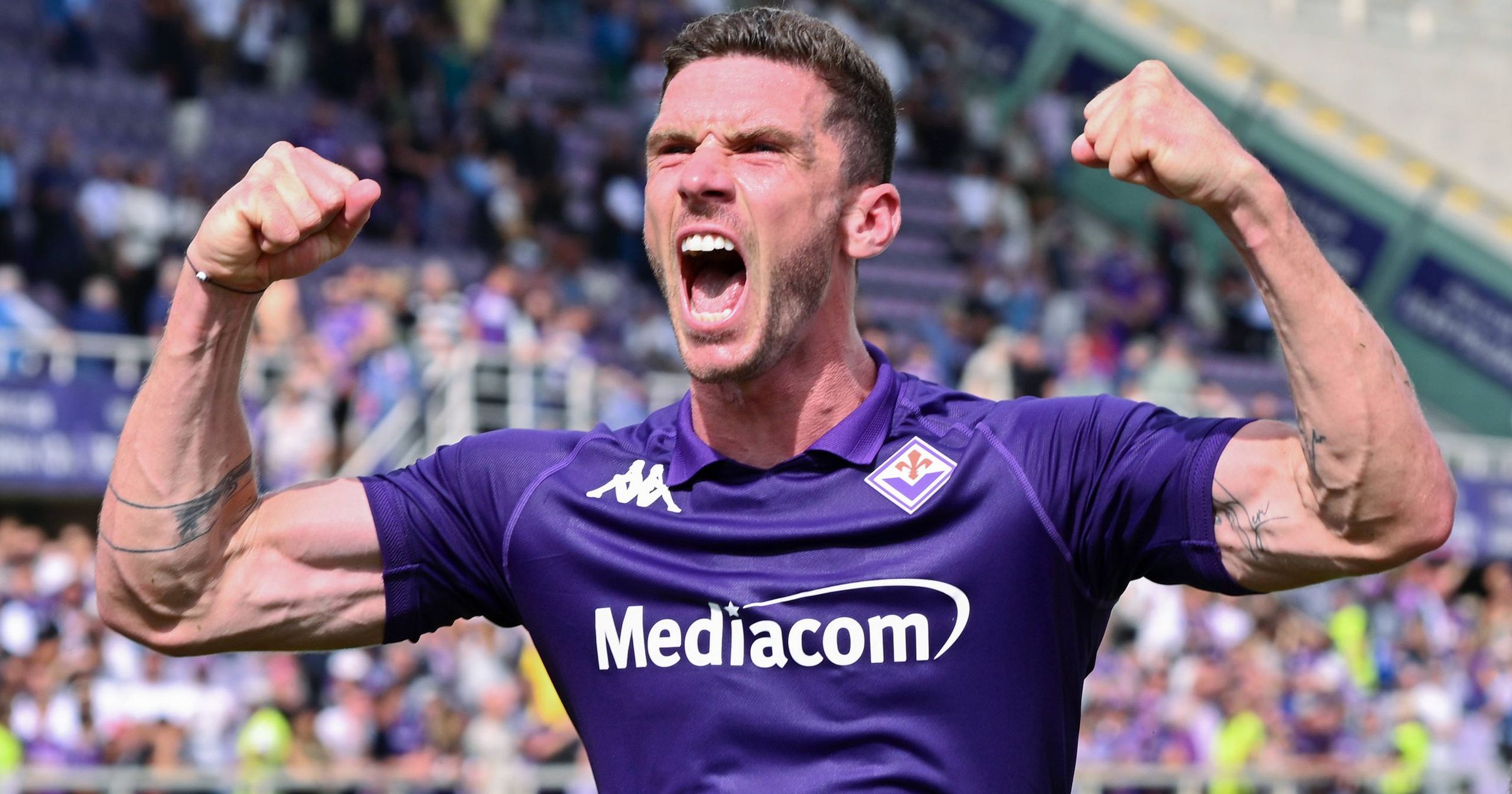 Robin Gosens belebt seine Karriere bei der AC Florenz – und feiert DFB ...