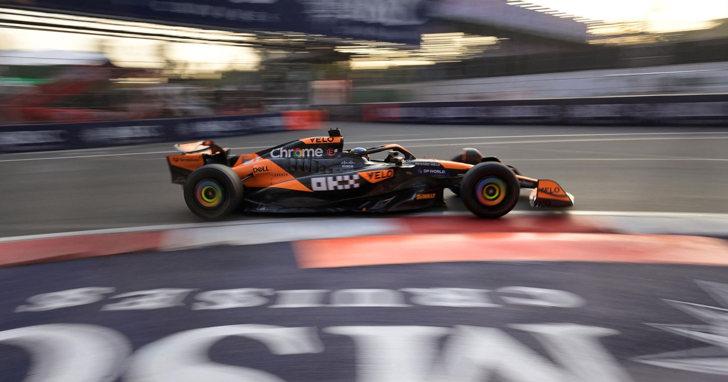 Kettős McLaren-siker a harmadik szabadedzésen Mexikóban