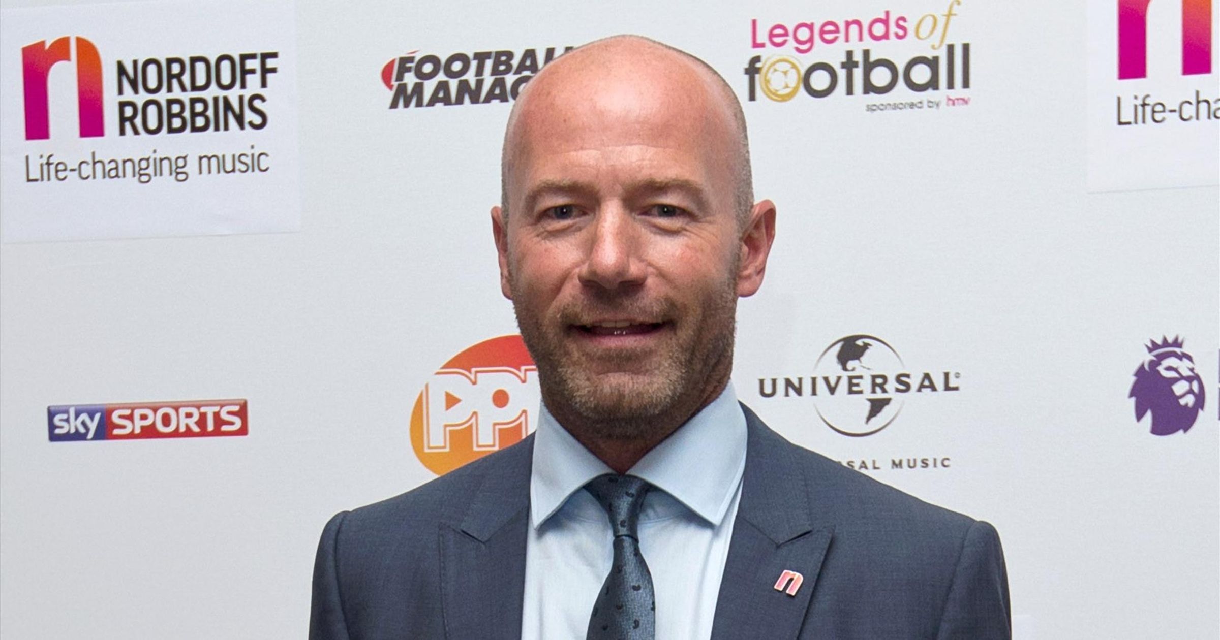 Alan Shearer : 