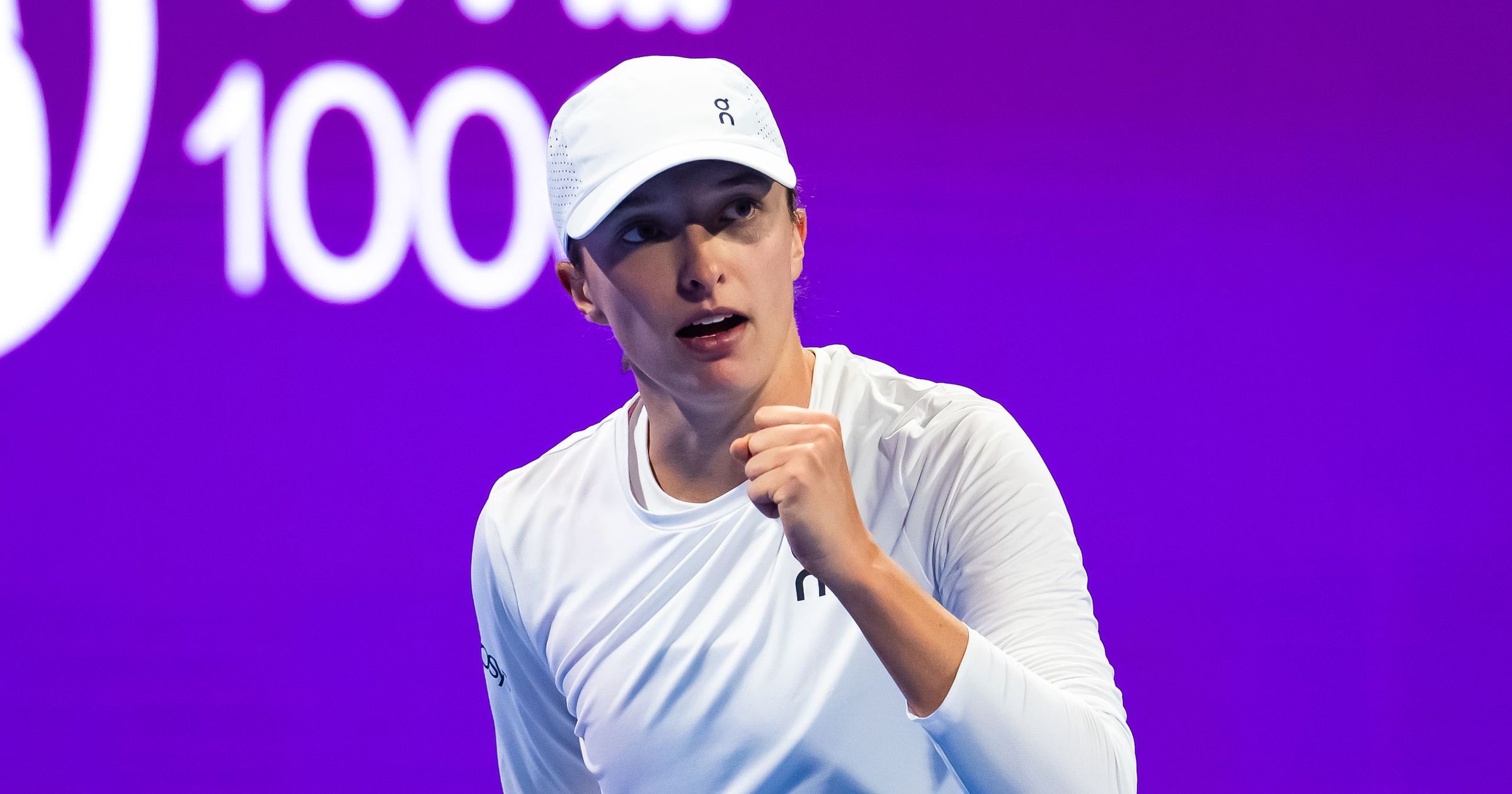 ‘Tricky conditions’ – Swiatek’s honest admission after winning start in Doha