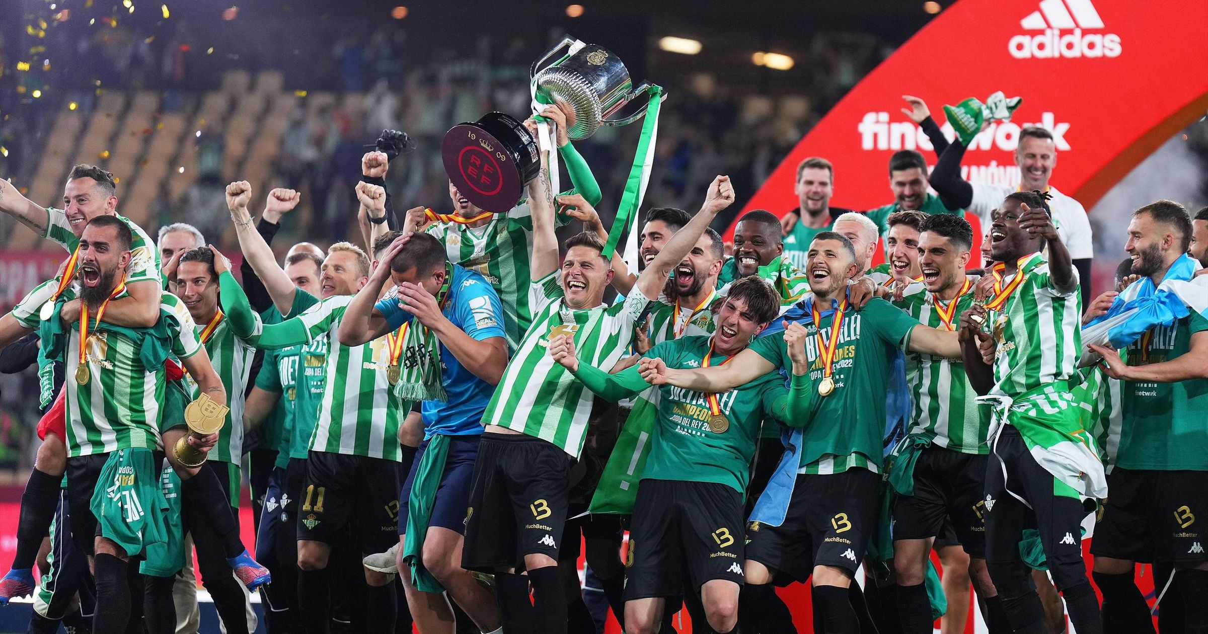 Real Betis hold nerve in penalty shootout against Valencia to seal Copa del Rey success Eurosport