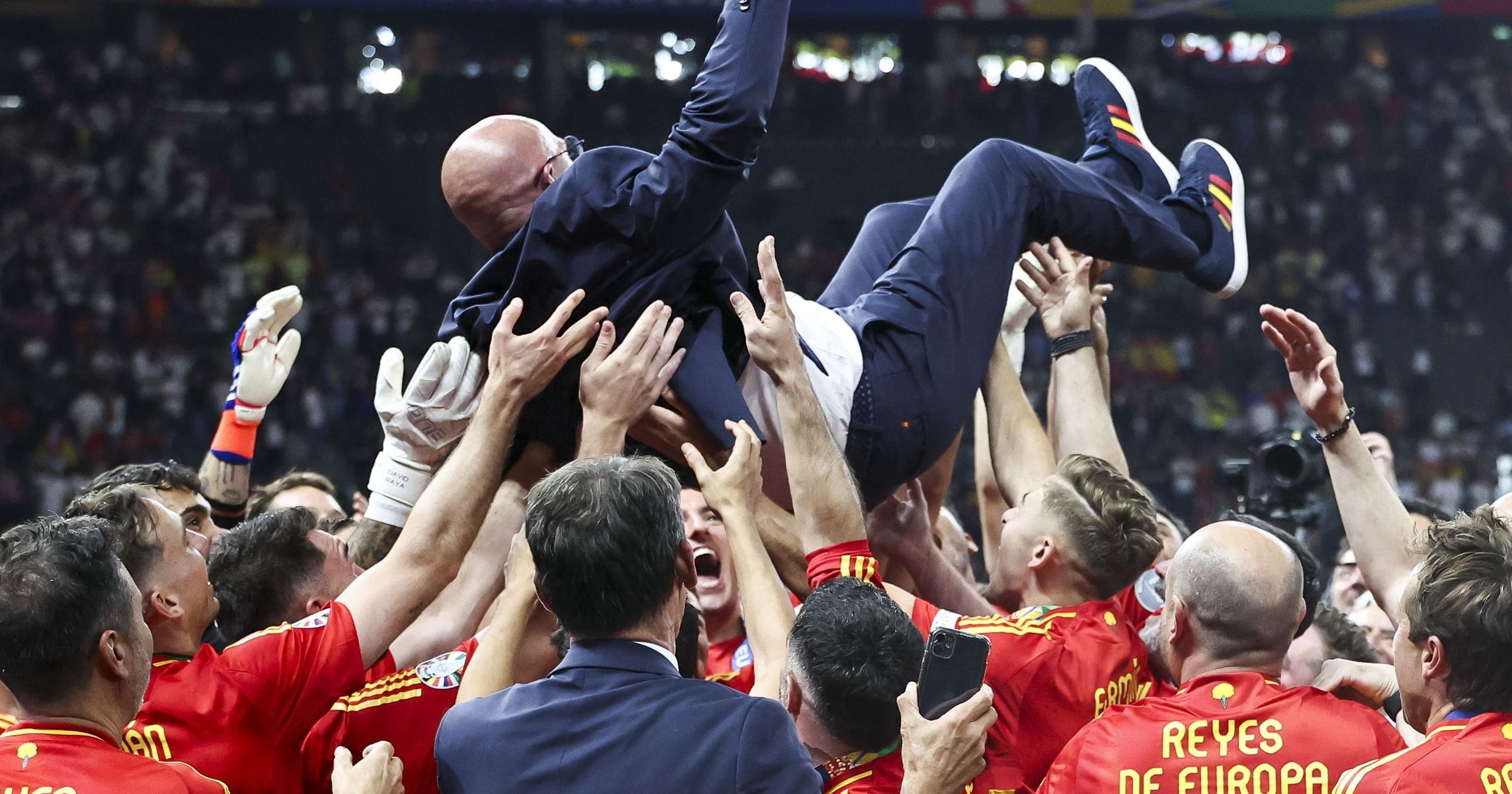 ‘This generation of players can make history’ - Spain boss Luis de la