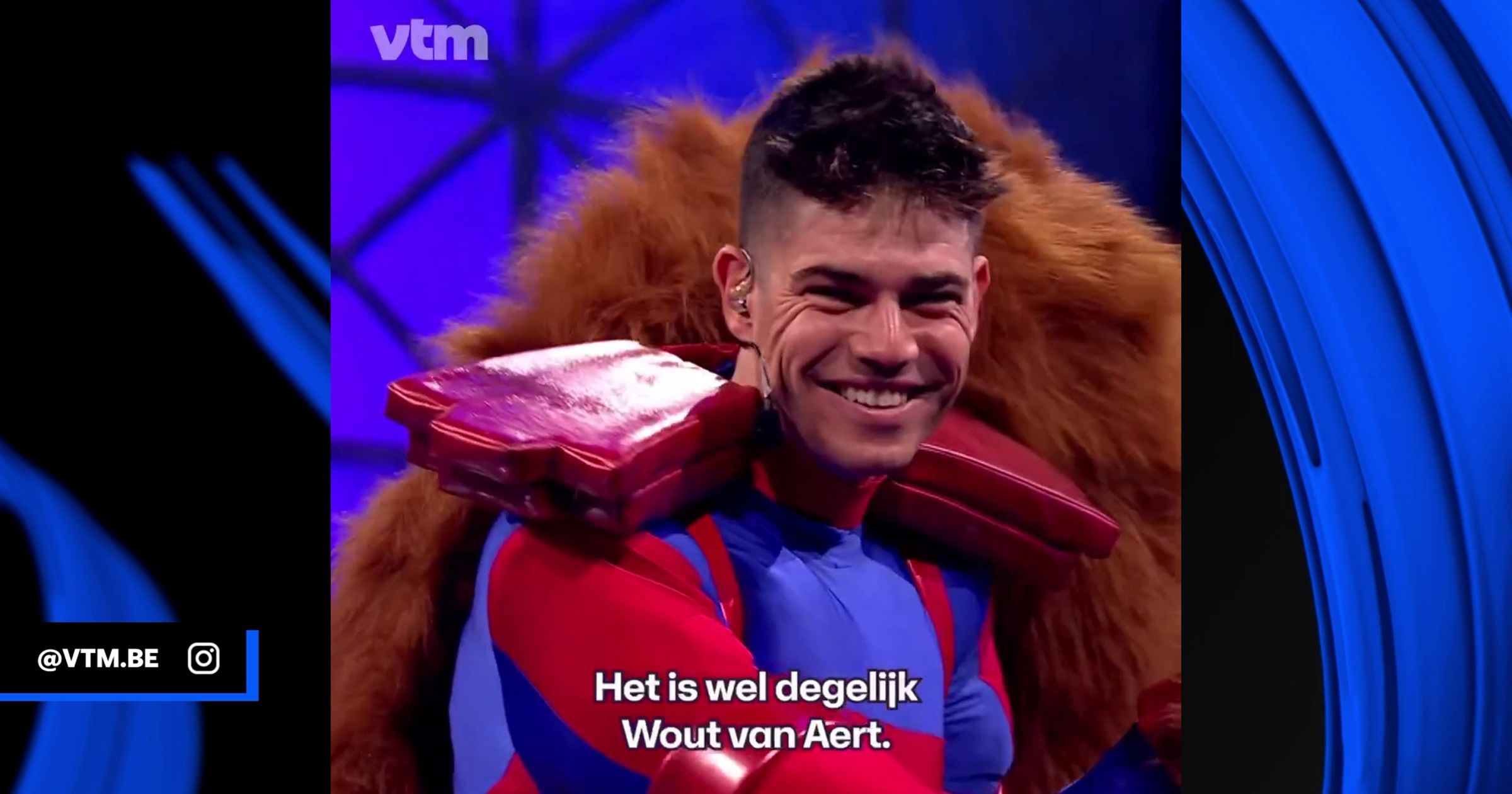 A téli szünet legmenőbb "bringás" videója: Wout van Aert mókusjelmezben énekel az Álarcos énekesben