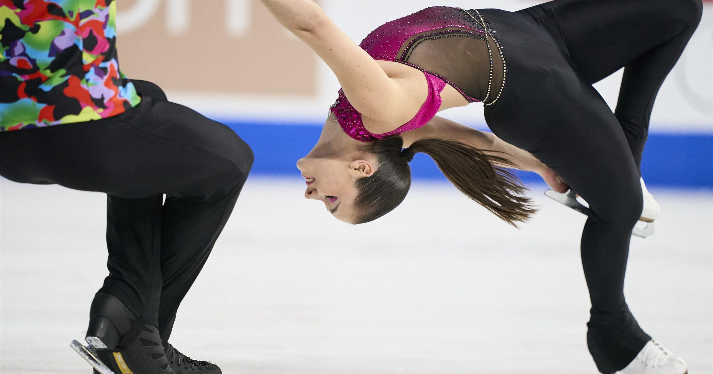 Izgalmas rövidprogramot mutatott be a magyar páros a Skate Americán, a 4. helyről várják a kűröket