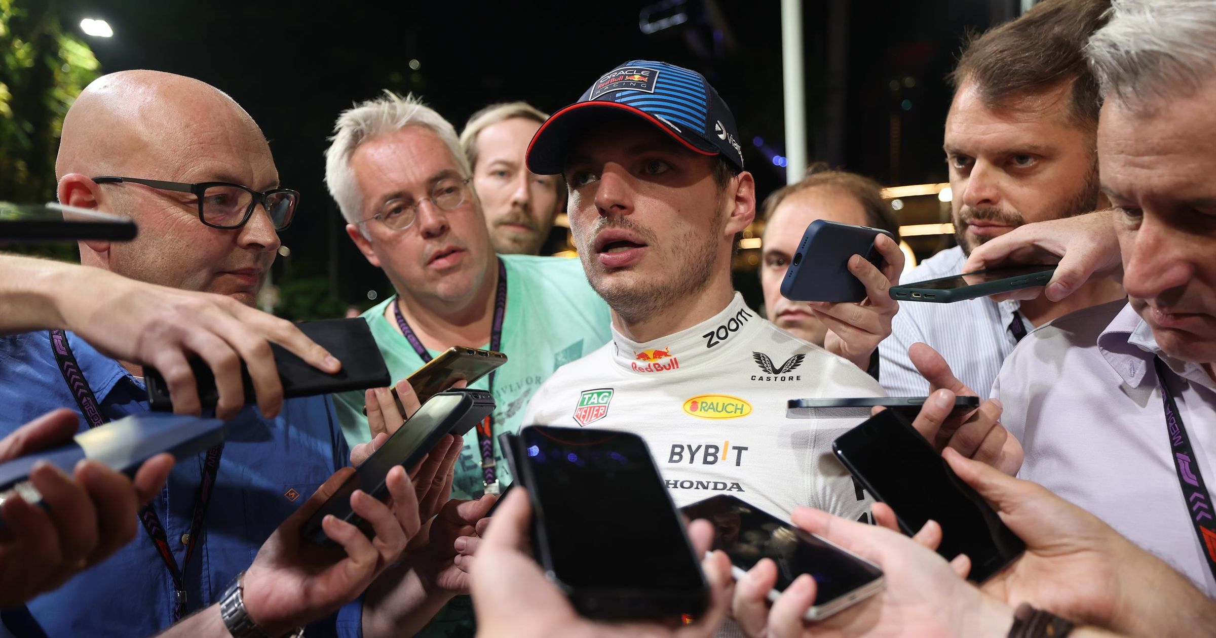 Verstappen 2026-tól elhagyhatná a Red Bullt, de ő egyelőre még csak a jövő szezonra koncentrál