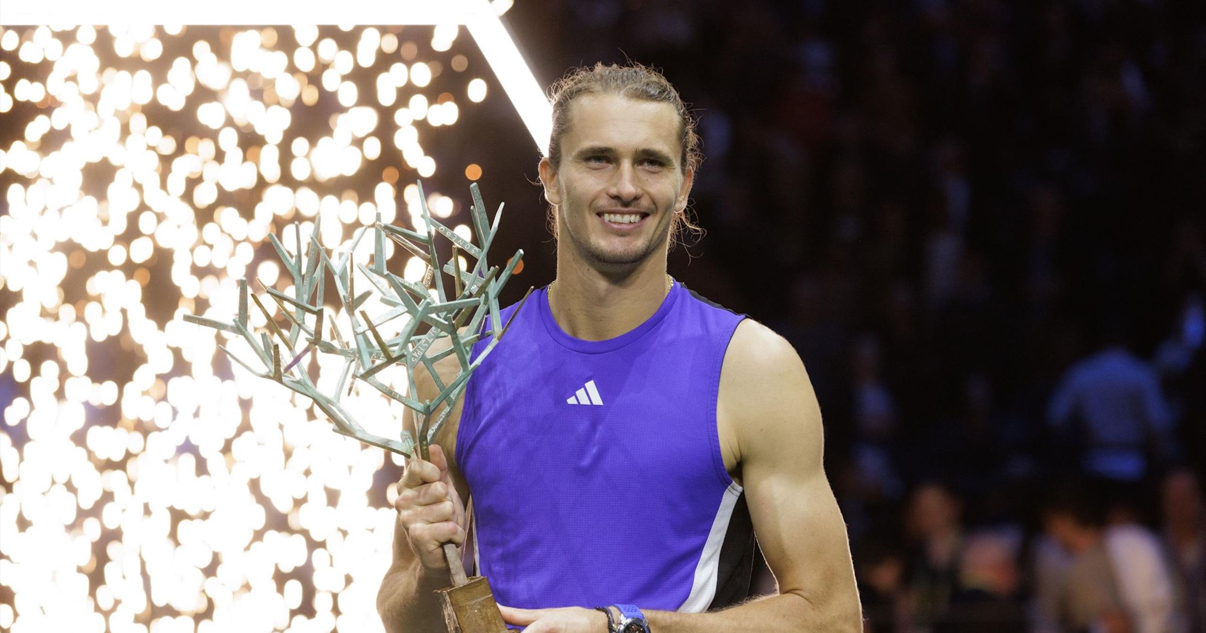Paris Masters Zverev laat geen spaan heel van Humbert in finale en zegeviert in Parijs Eurosport