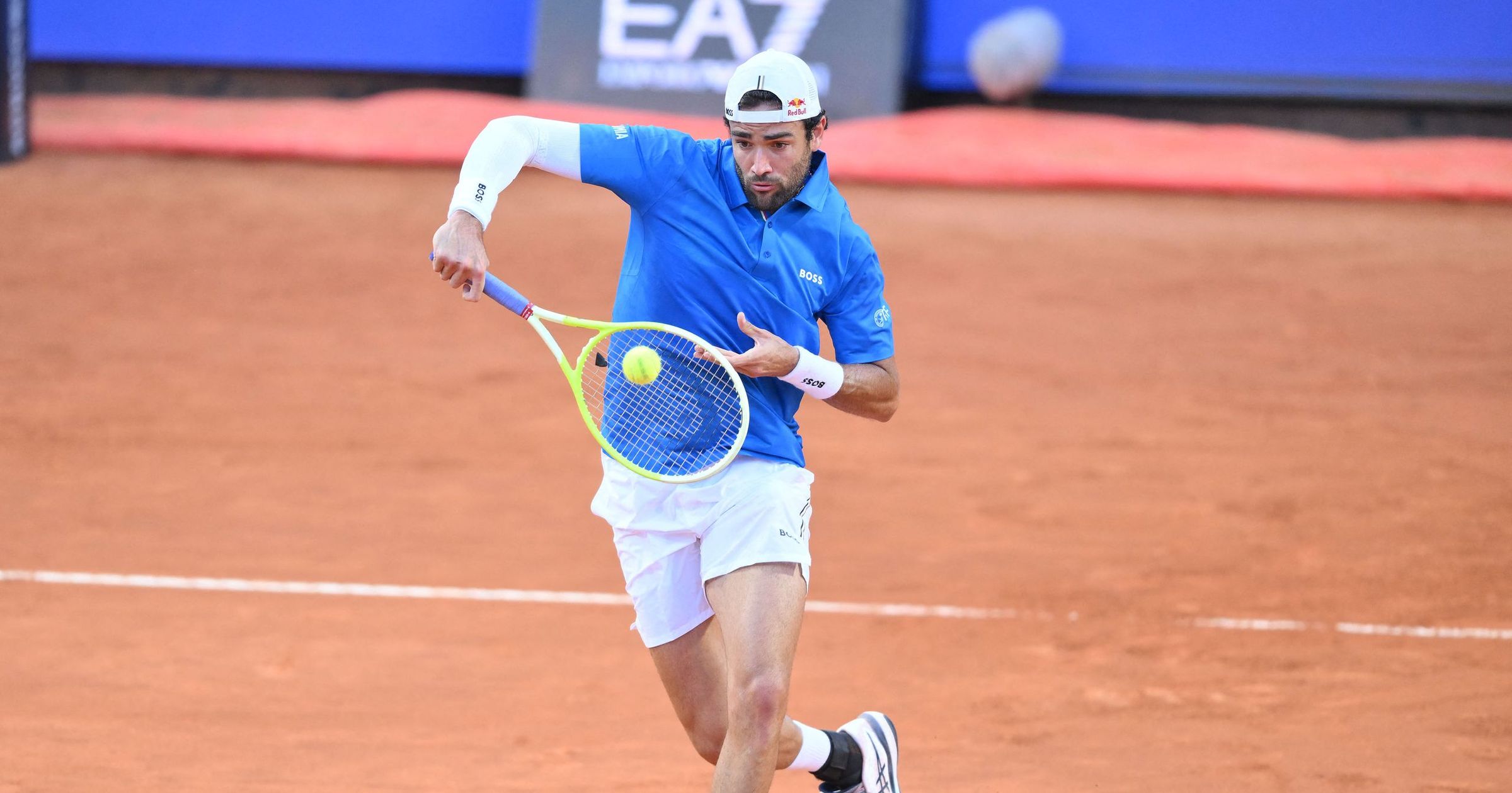 Mintha átok ülne rajta: Matteo Berrettininek idén is ugrott a Roland Garros