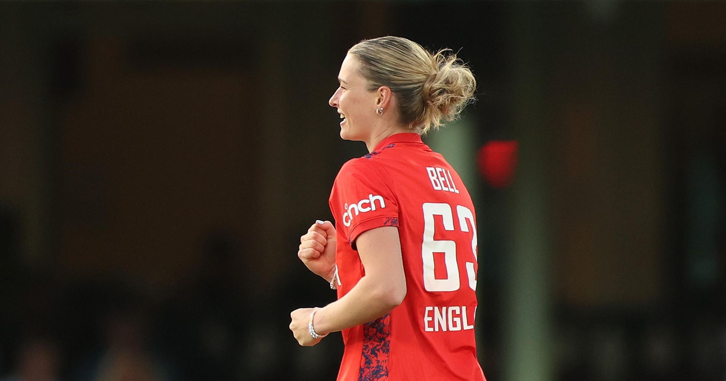 Australia v England first T20 LIVE – Women’s Ashes latest as tourists take two quick wickets