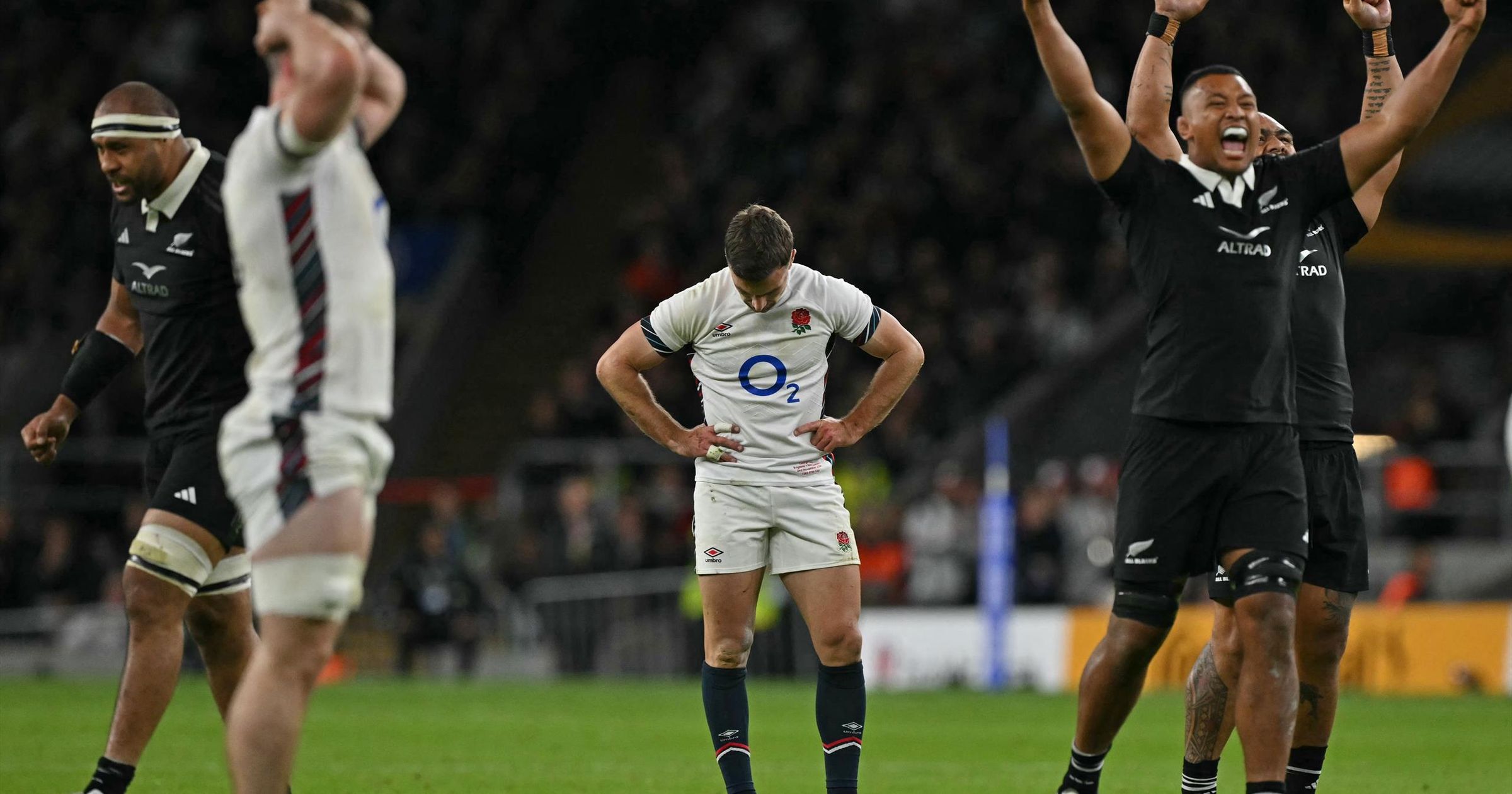 New Zealand surge back to down England at the death in thriller