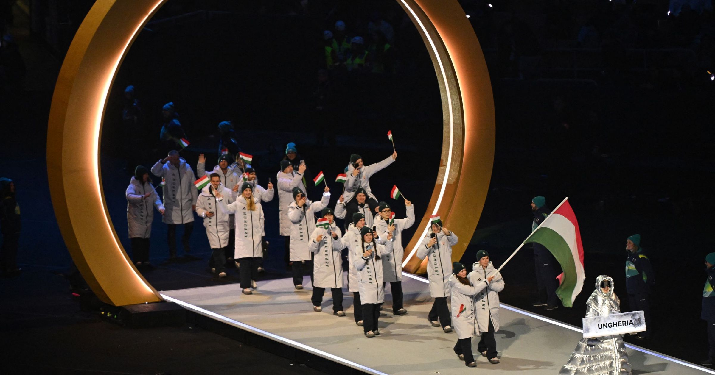 Nézd meg, hogyan vonult be a magyar csapat a 2026-os téli olimpián Kép