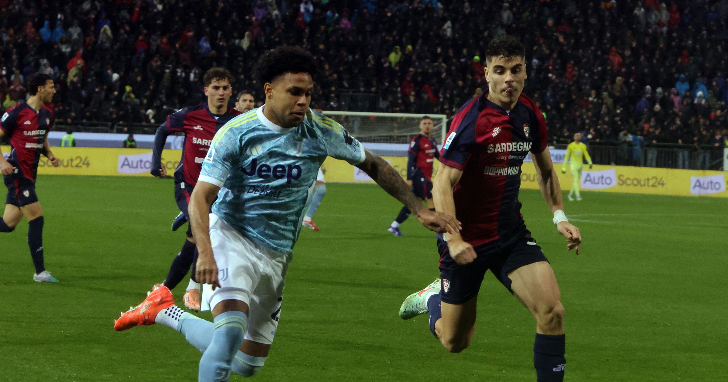 A Juventus egygólos vereséget szenvedett a Cagliari ellen a Serie A-ban, a listavezető Inter és a címvédő Napoli viszont nem hibázott Kép