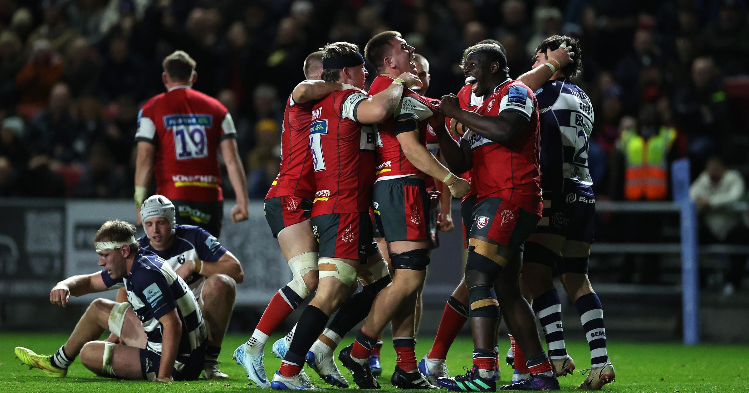 Gloucester survive late Bristol fightback in Premiership thriller
