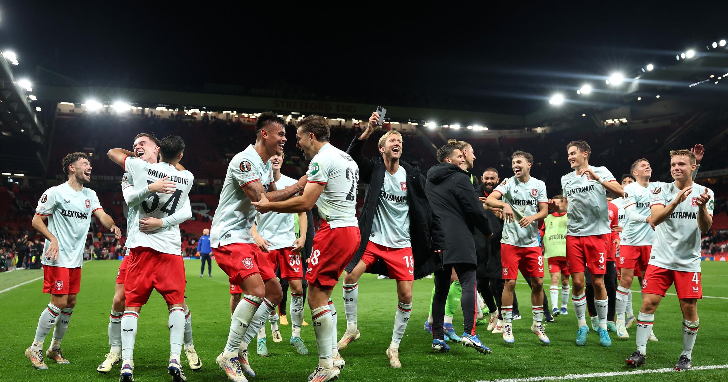 UEFA Europa League: Sam Lammers stuns sloppy Manchester United as FC 