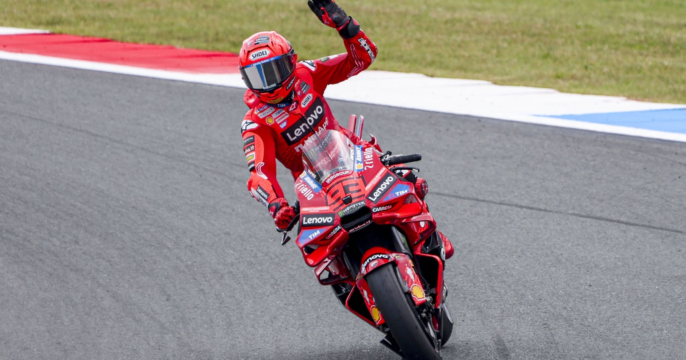 Marc Marquez padrone assoluto di Assen. Bezzecchi grandioso 2° con l ...