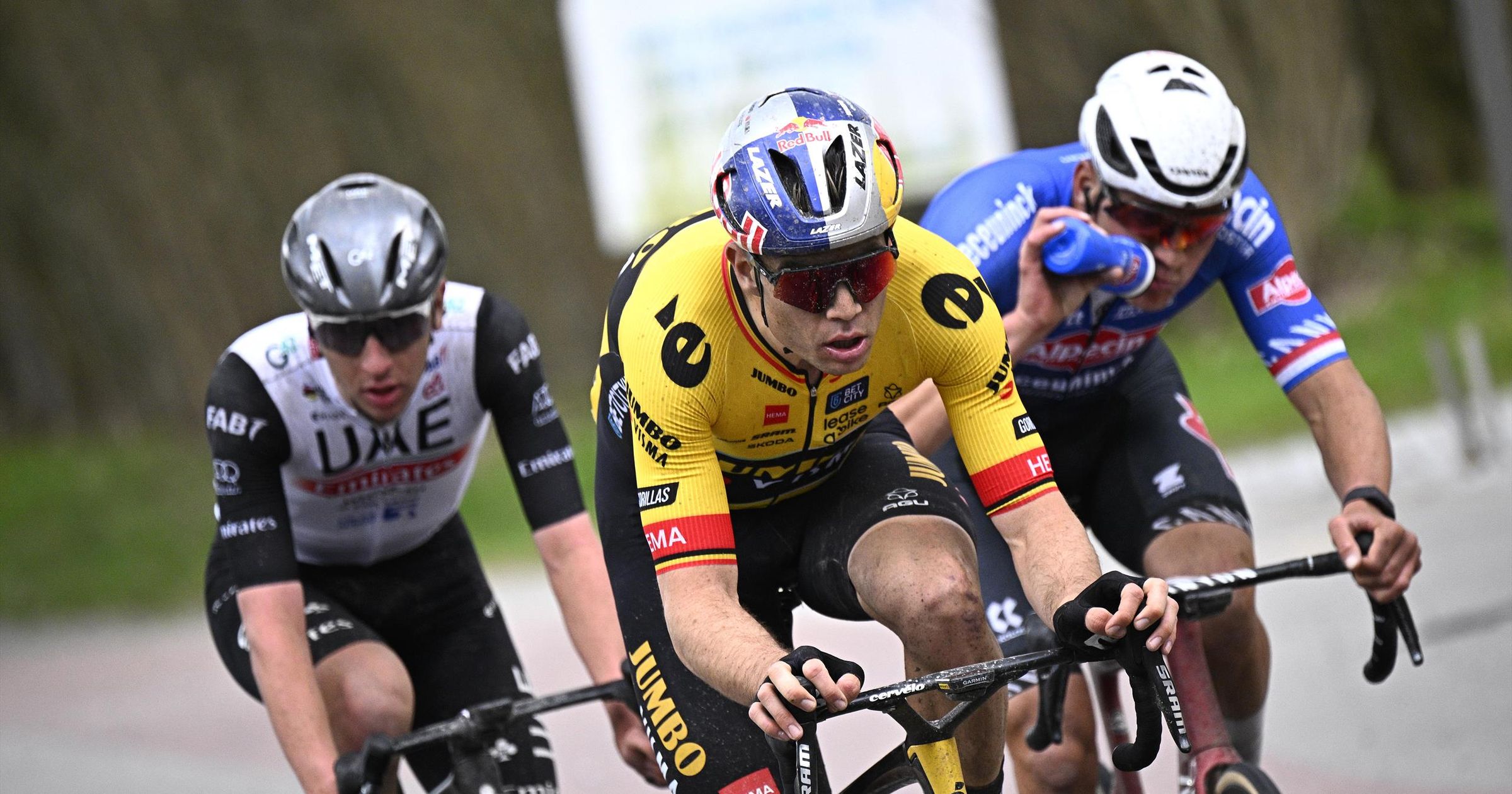 World Tour Programme chaines TV direct calendrier horaires Tout savoir sur la saison de cyclisme 2024 Eurosport