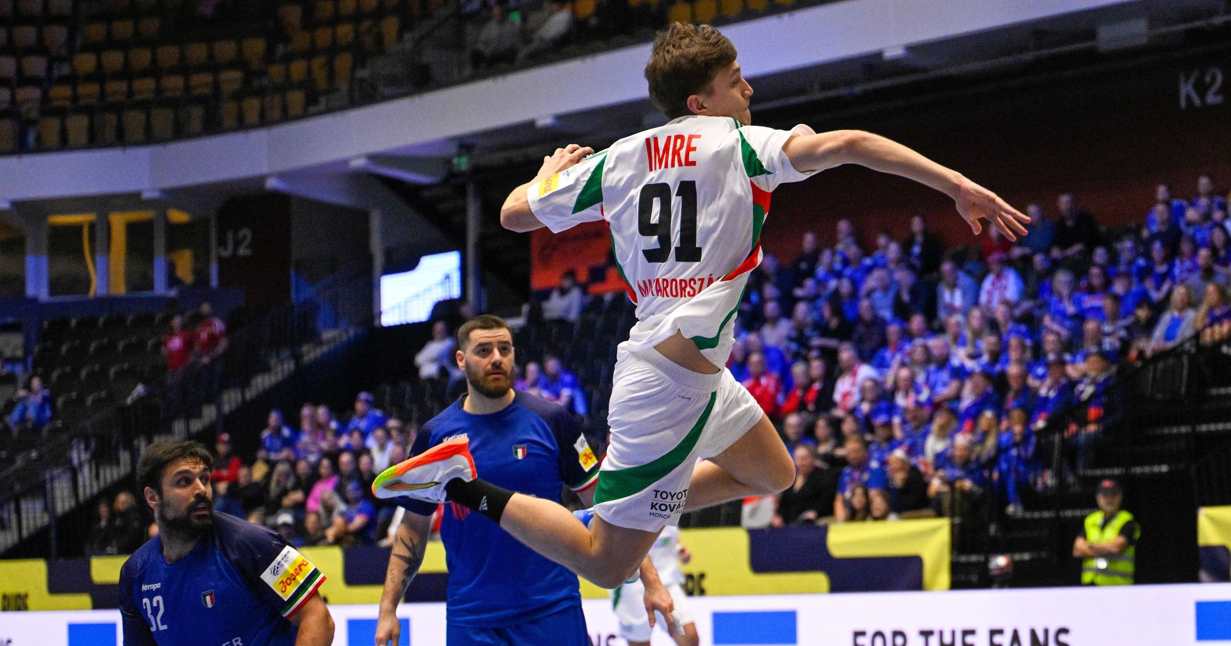 Legyőzte Olaszországot a magyar kézilabda-válogatott, középdöntőbe jutott az Európa-bajnokságon Kép