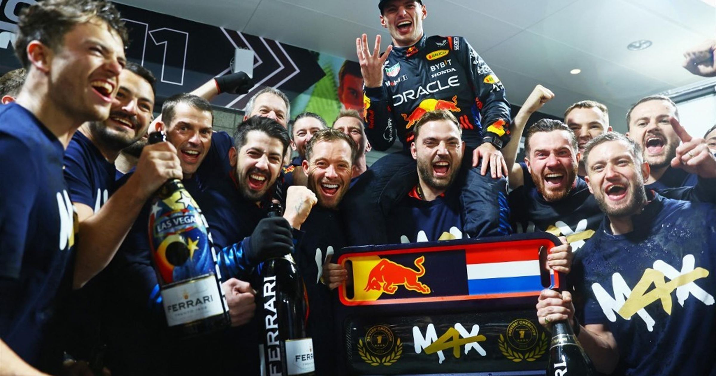 Biztosan nem áll meg négynél - Max-effektusról, halhatatlanságról, bölcs Verstappenről ír a sajtó