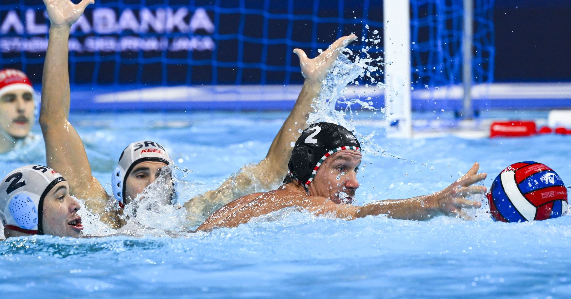 Nagyon elfáradt a döntő végére, ezüstérmes az Eb-n a magyar férfi vízilabda-válogatott Kép