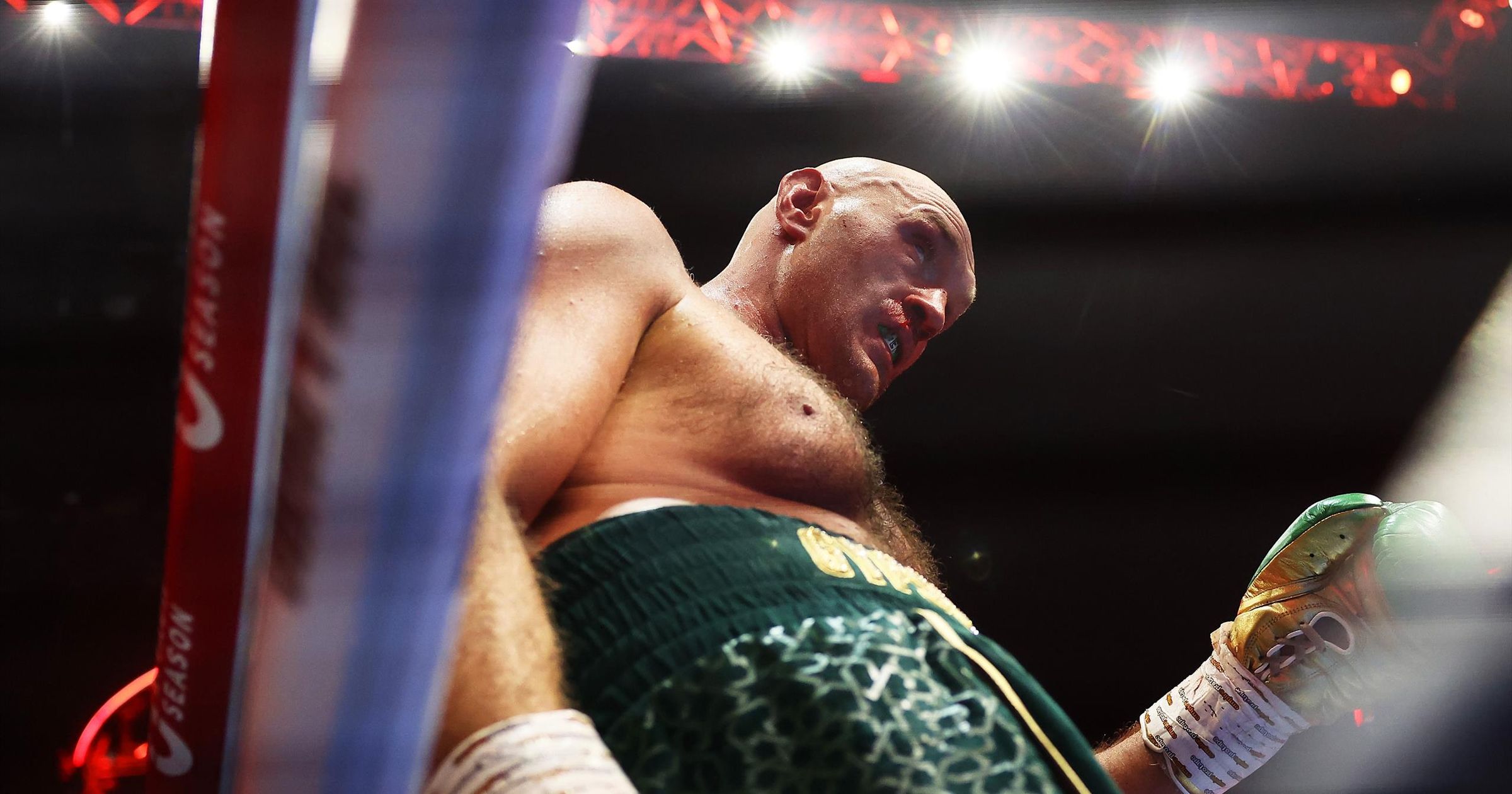 Tyson Fury v Oleksandr Usyk as it happened Ukrainian wins undisputed heavyweight title inflicts first loss on Brit Eurosport