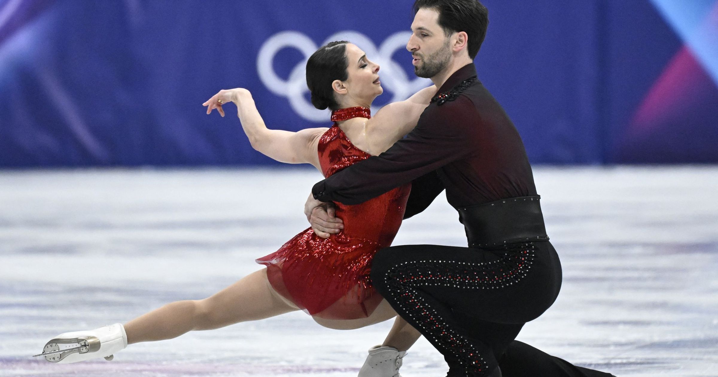 Csodaszép előadással búcsúzott Milánótól 42 éves műkorcsolyázó Kép