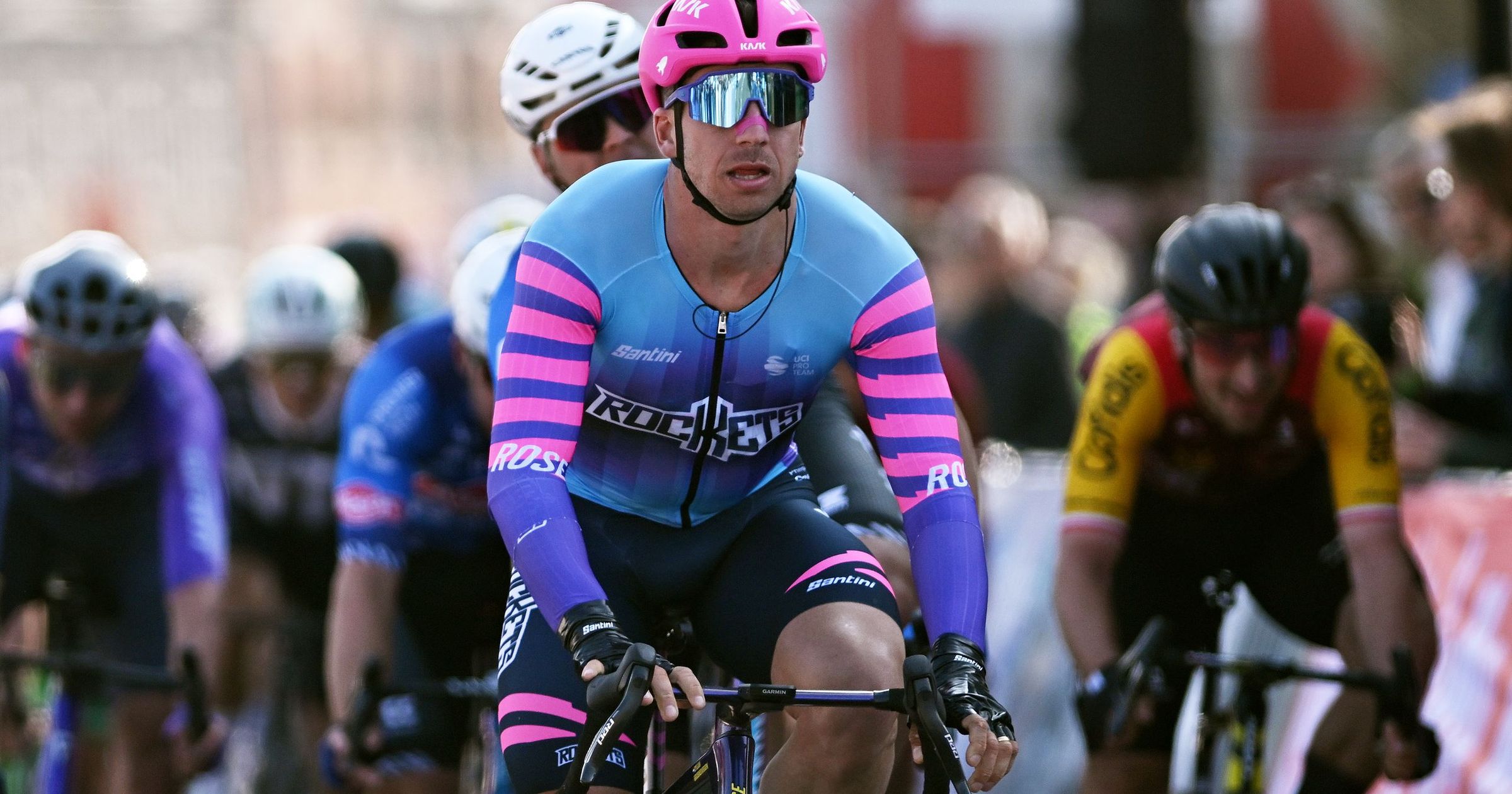 Unibet Rose Rockets debuteert in Giro d'Italia met vier Nederlanders ...