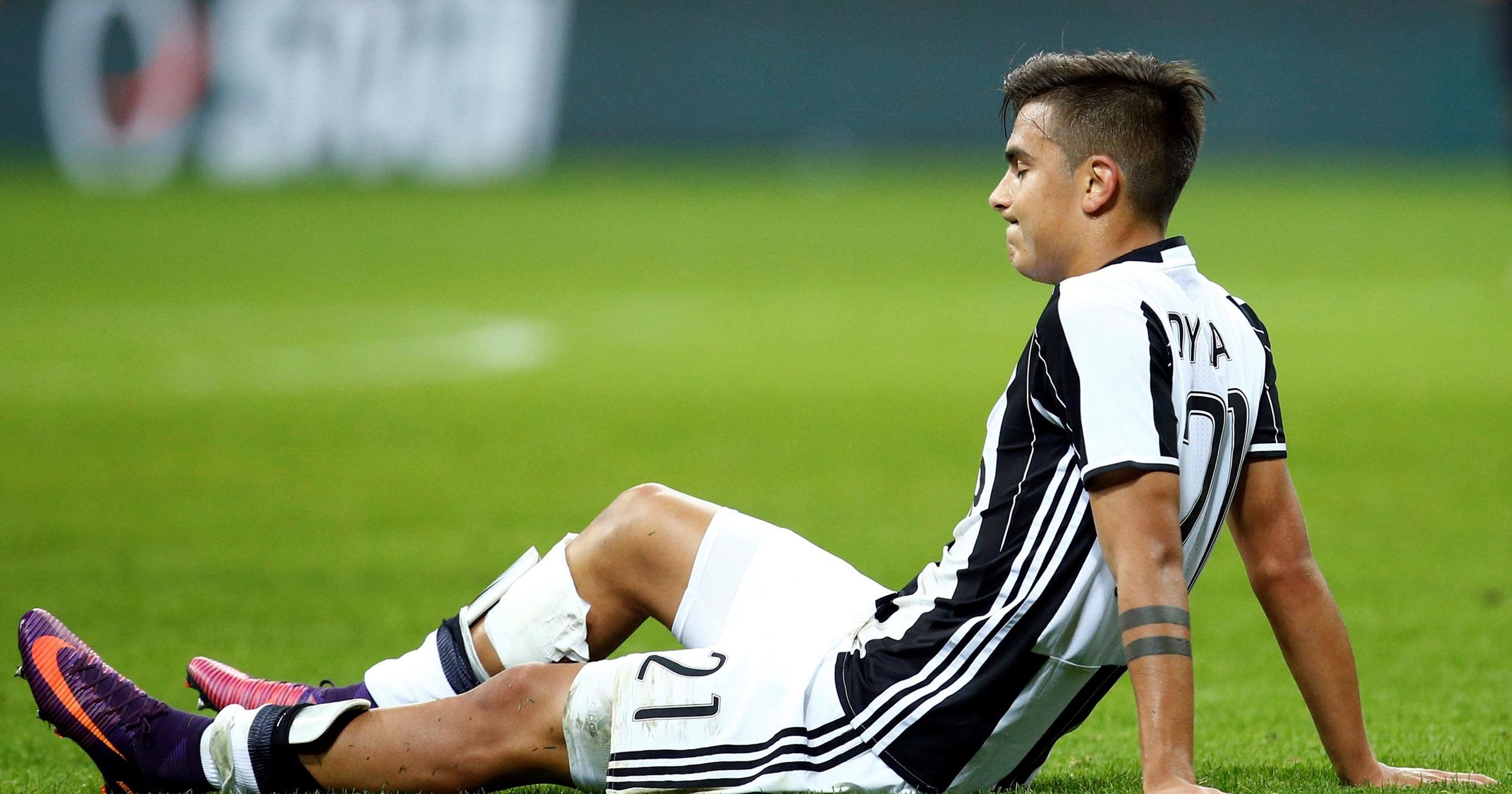 Scarpe di calcio di dybala store