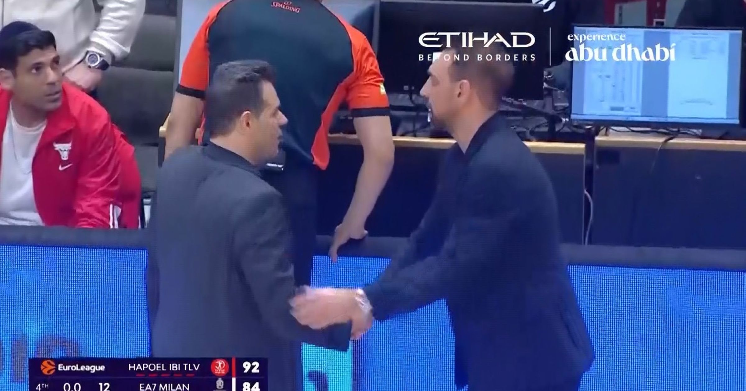 Milano, un ko che fa male contro l'Hapoel Tel Aviv: gli highlights