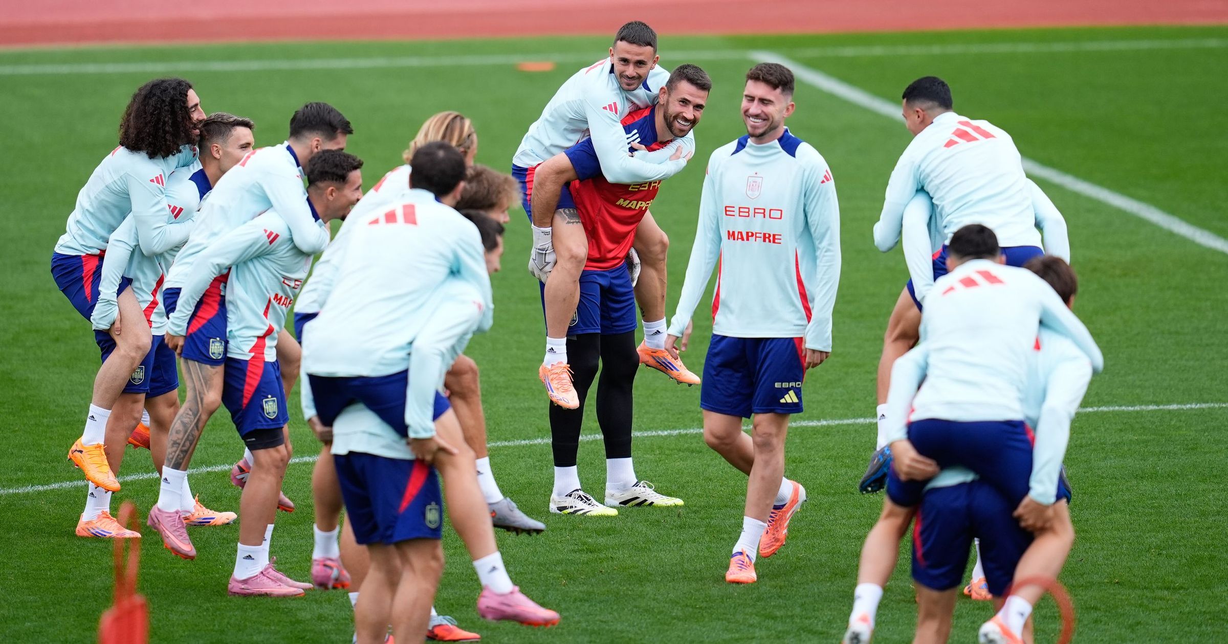 Ni rastro de preocupación por las palabras de Mbappé: La Selección se ...