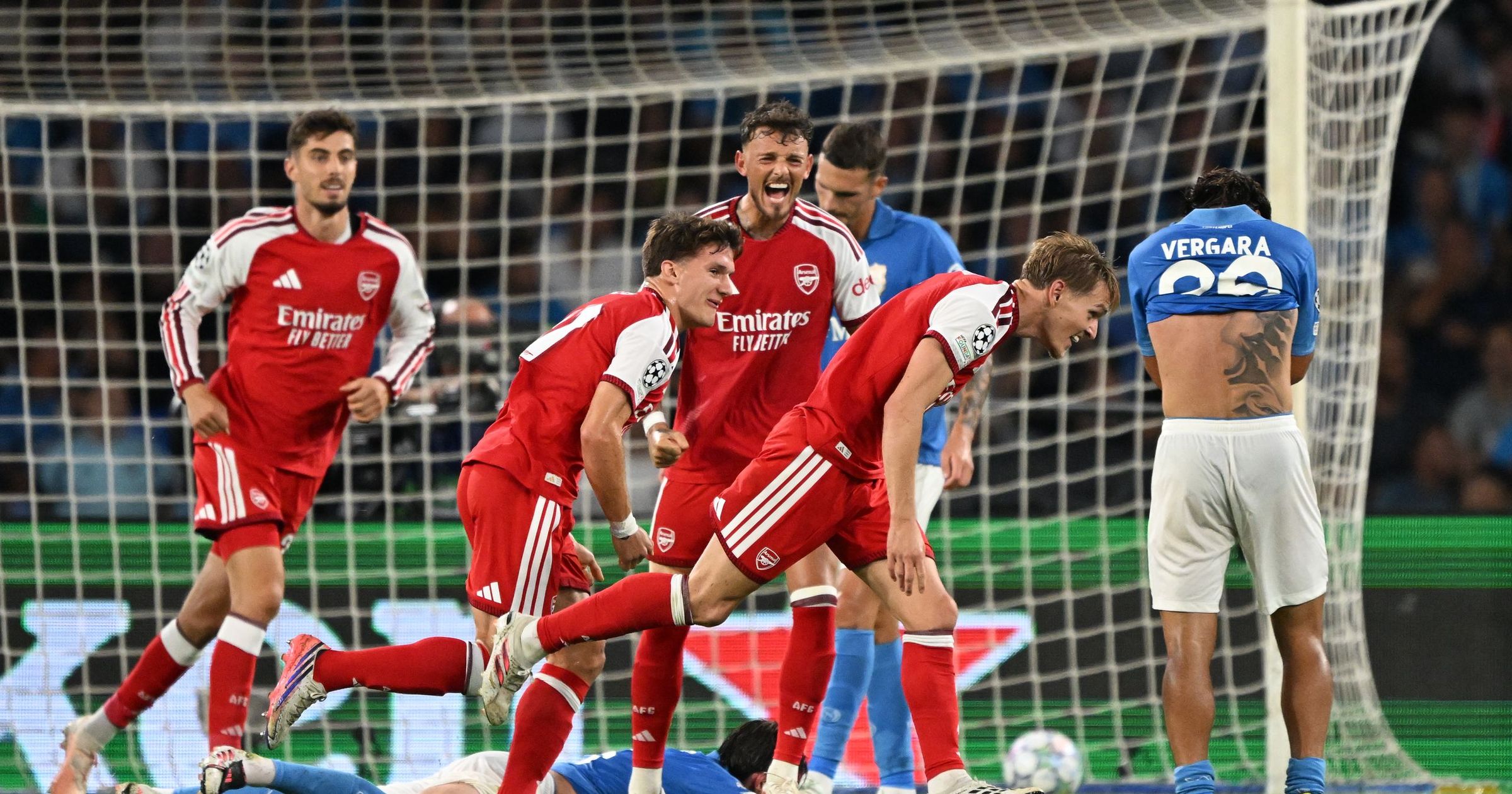 Napoli's Defensive Wall Holds Until 75th Minute Against Arsenal