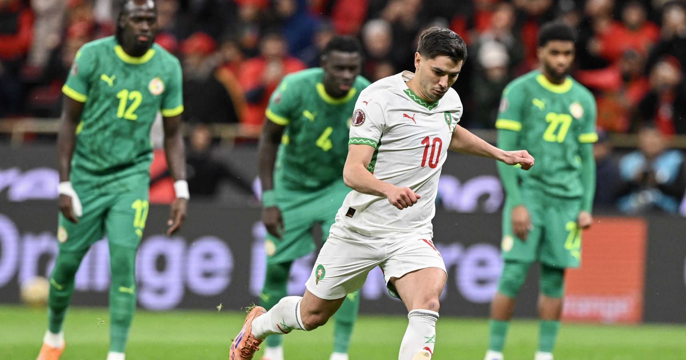 CAN - Sénégal - Maroc - Non, Brahim Diaz n'a pas fait exprès de rater sa panenka :"Sérieusement, vous croyez qu'on va s'entendre ?" - Eurosport