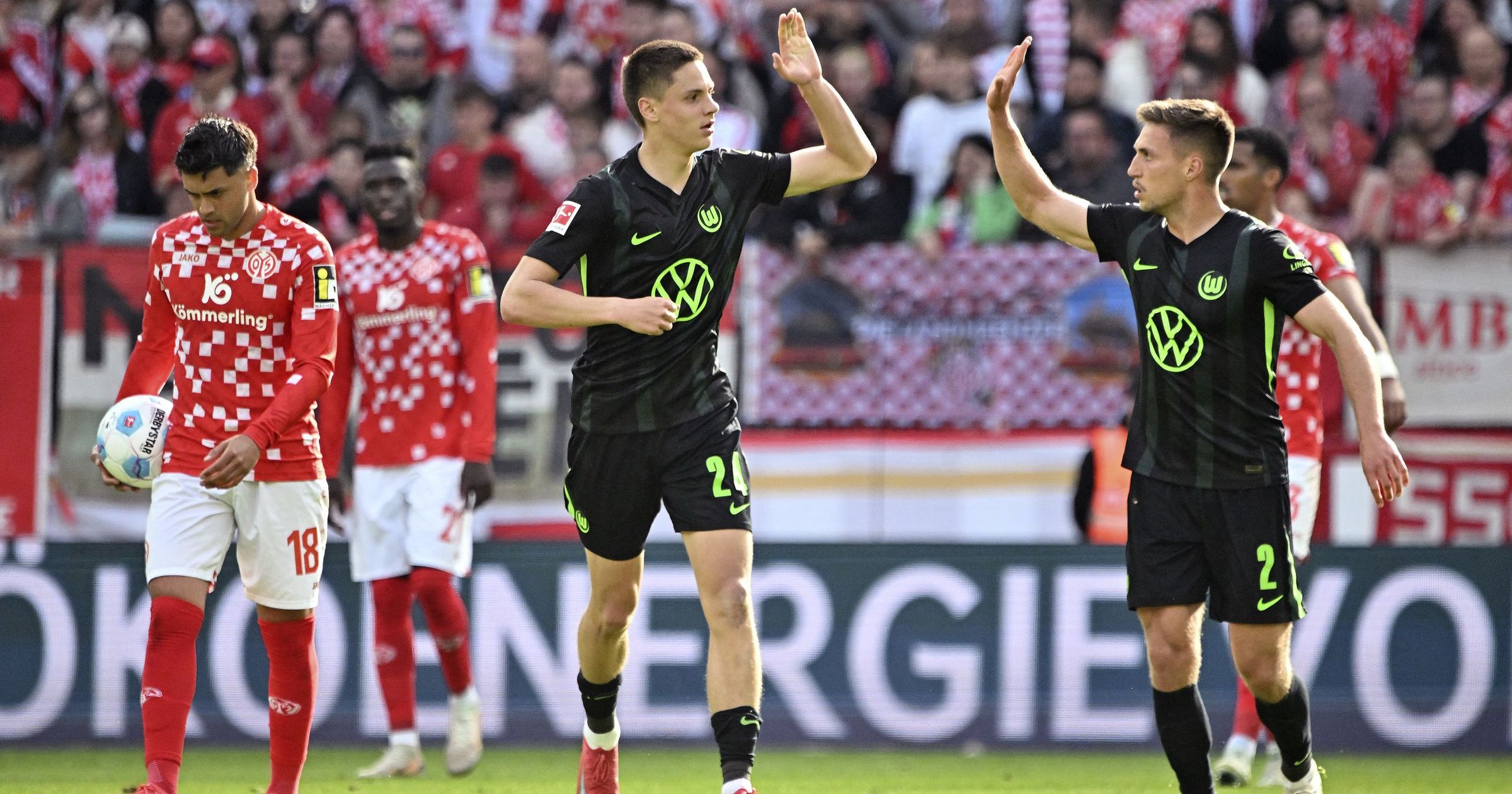 Két magyart is jelöltek a legjobb fiatal futballistának járó Golden Boy-díjra