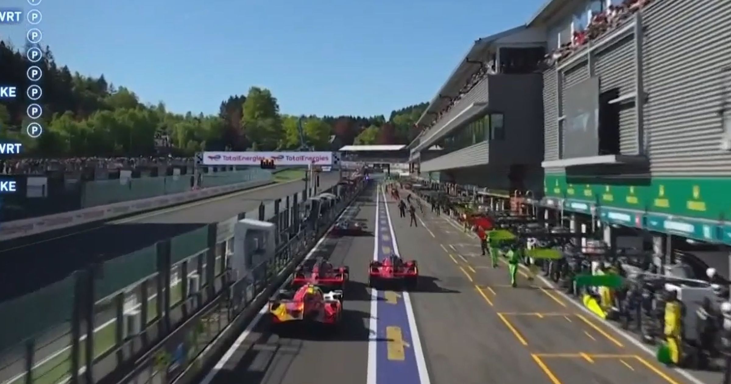 Szerintetek szabad előzni a boxutcában egy autóversenyen? A Ferrari megpróbálta Spában