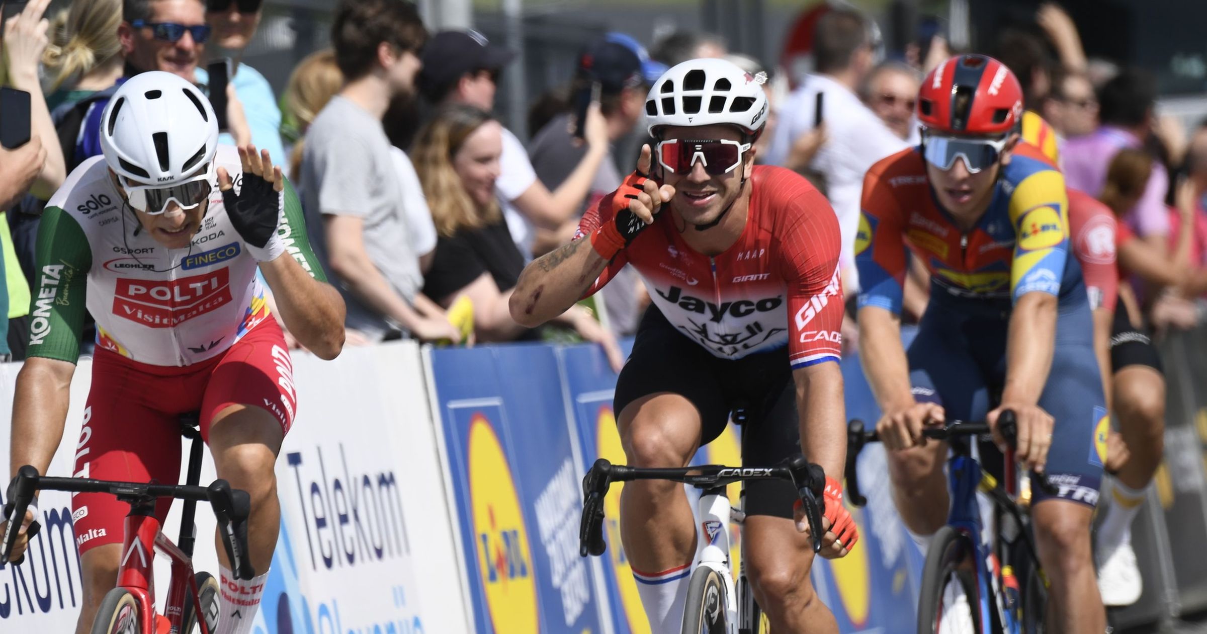 Sprint és Groenewegen-győzelem a szlovén kör nyitónapján