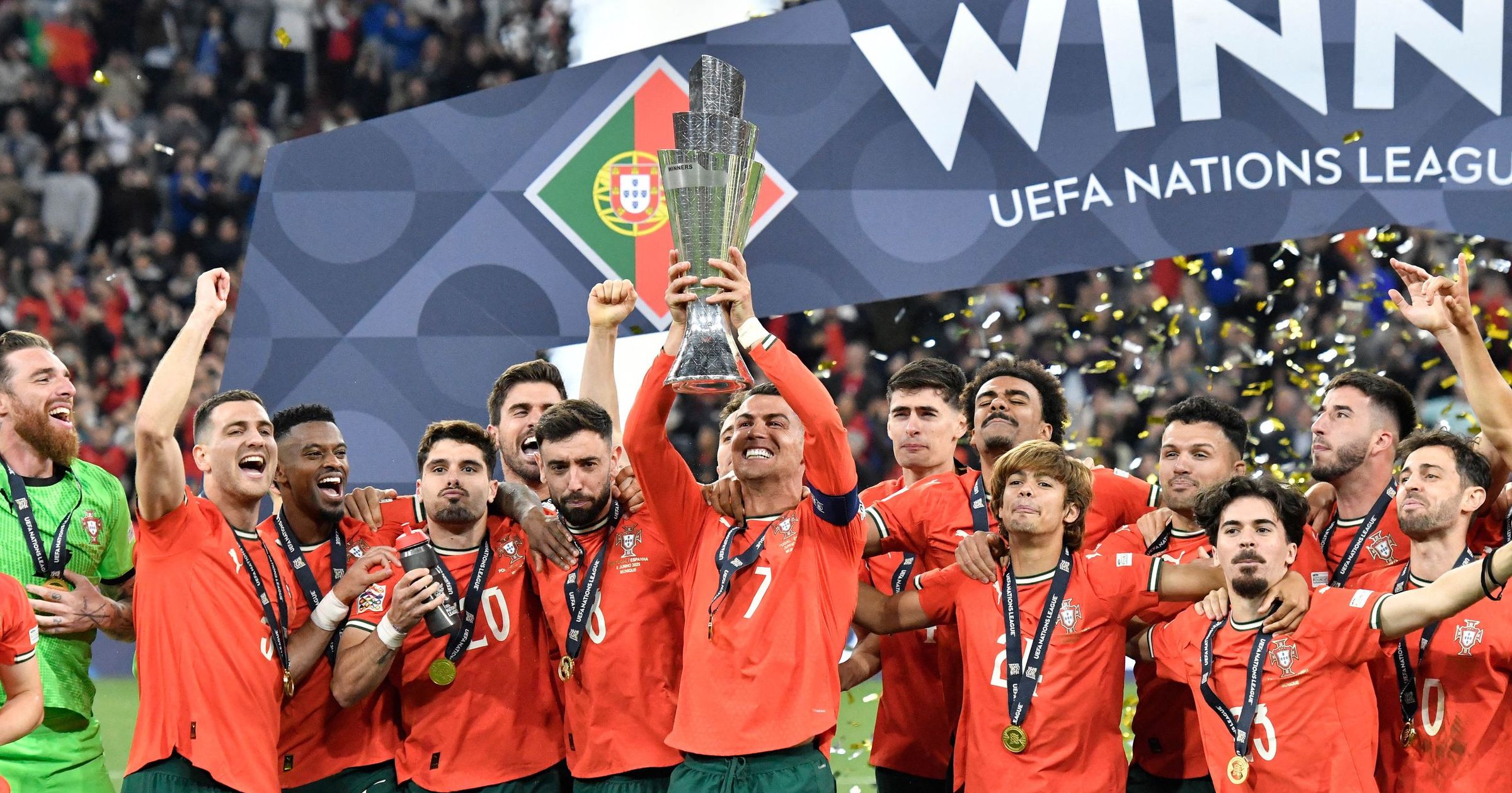Ronaldo tovább írja a történelmet, Portugália tizenegyesekkel nyerte a Nemzetek Ligáját