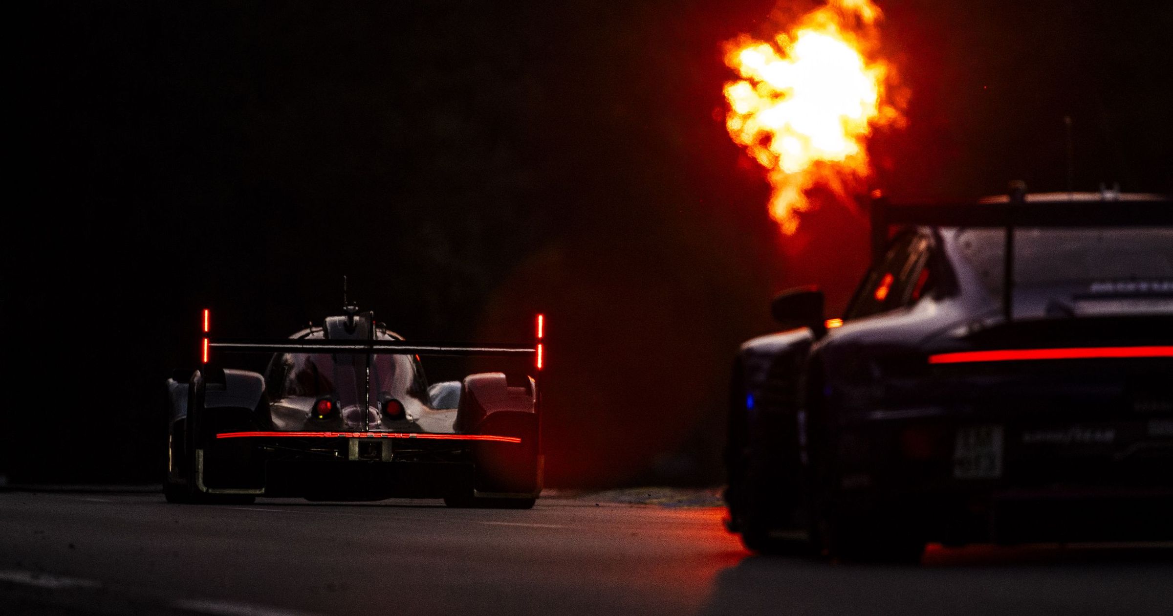 Csodáld végig a szépséges Le Mans-i naplementét 2 perc alatt