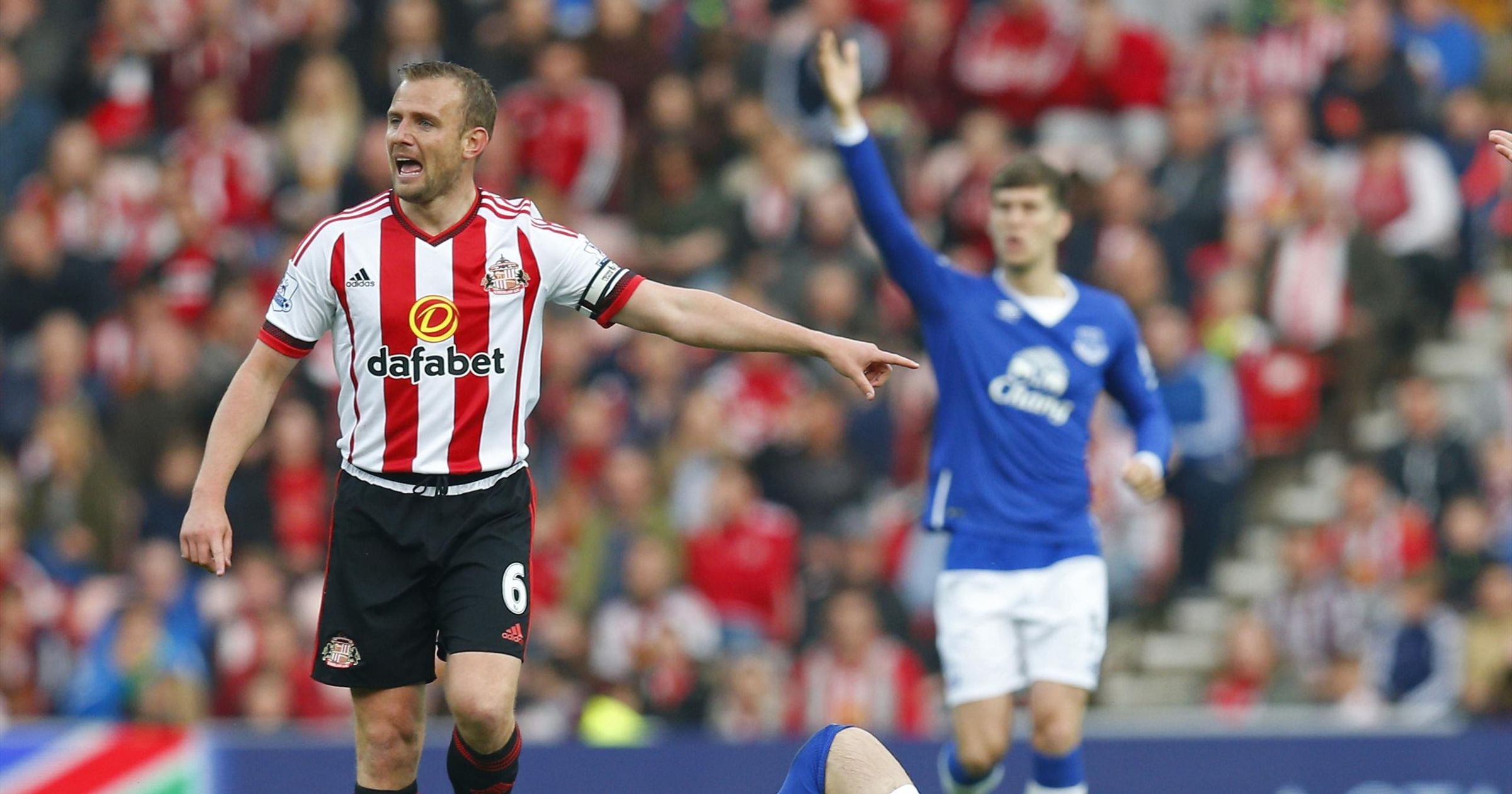 Sunderland captain Lee Cattermole ruled out for four months with hip injury Eurosport