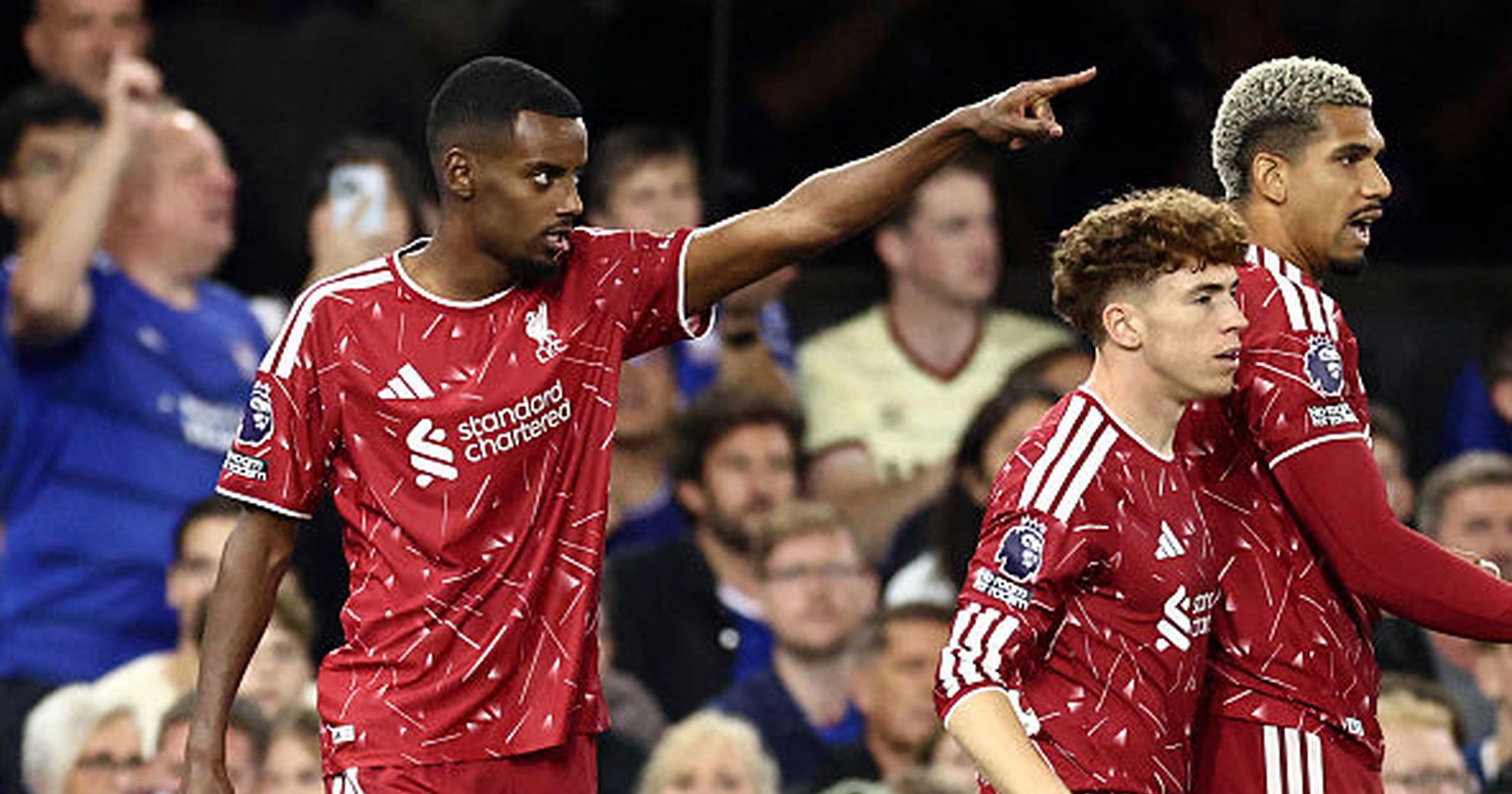 Liverpool bat Ipswich grâce à un doublé d'Alexander Isak