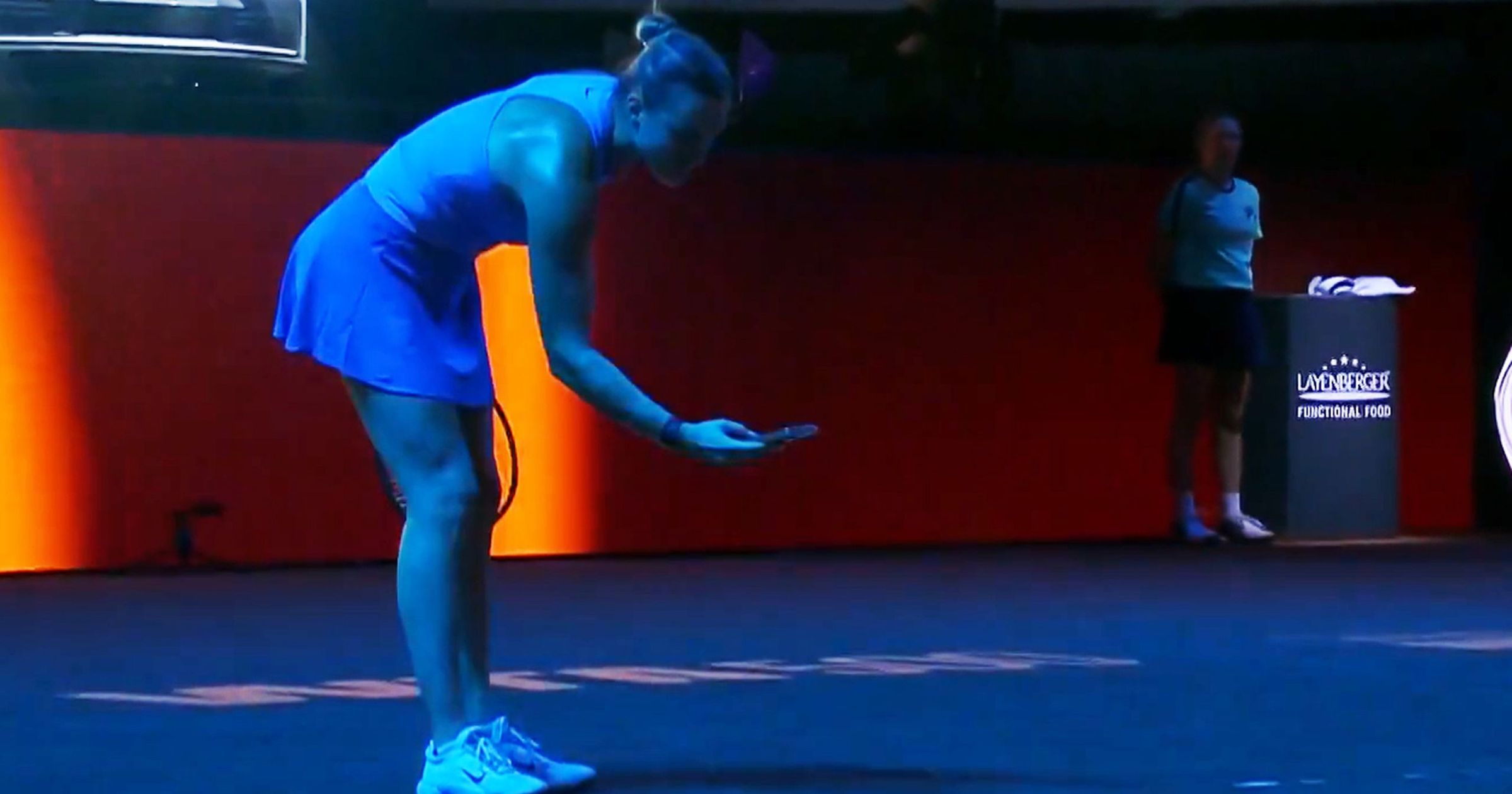 Sabalenka: Porsche Tennis GP Umpire Dispute & Phone Photo