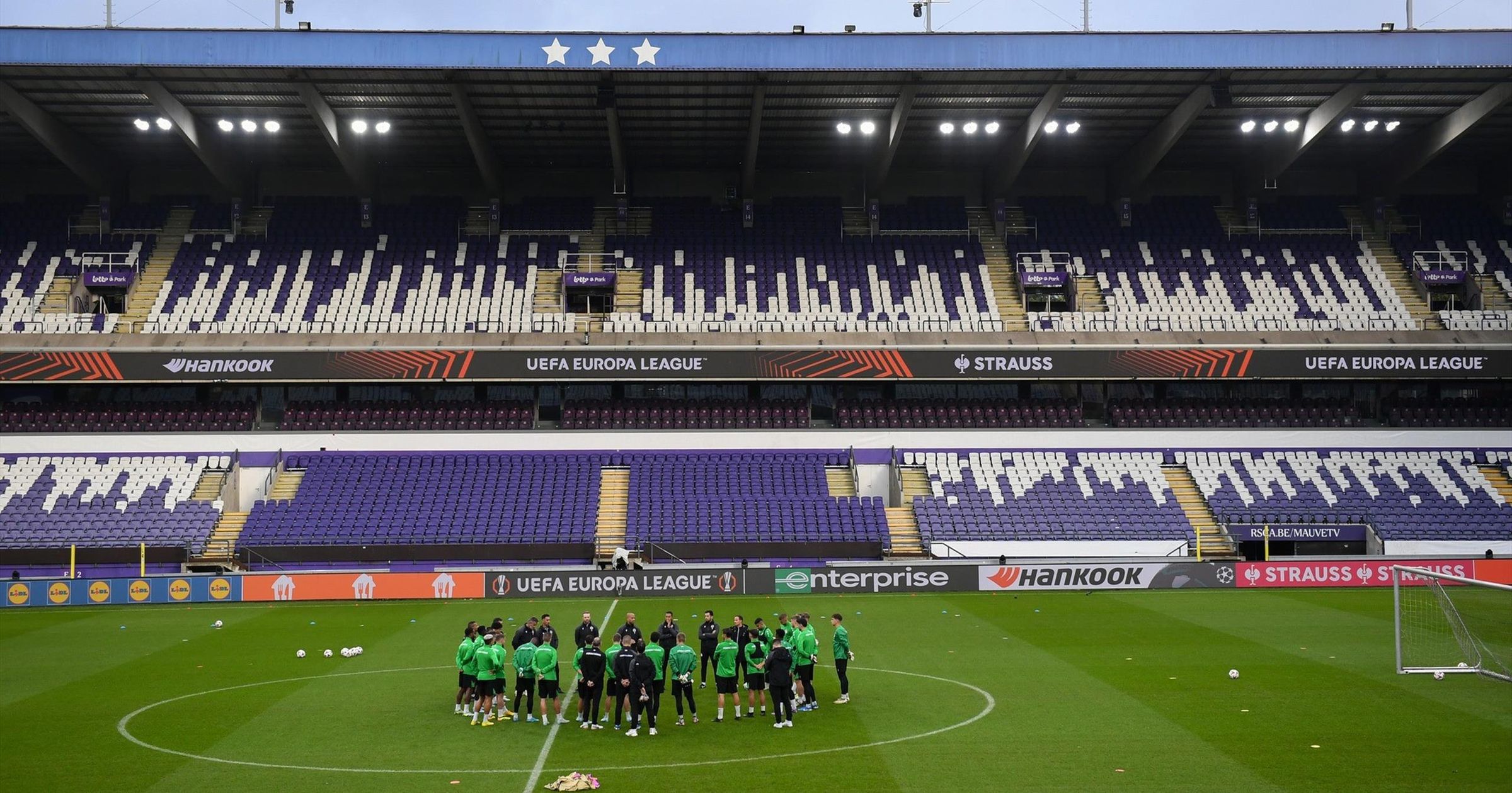 Szalai kapott bizalmat, megvannak az Anderlecht–Ferencváros Európa-liga-mérkőzés kezdőcsapatai