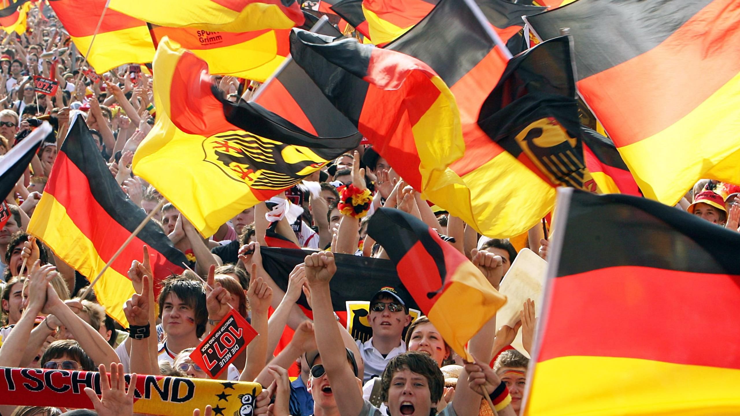 DEUTSCHLAND FUßBALL WM 2006 FAHNE FLAGGE FLAG GERMANY SAMMELN SELTEN FEHLDRUCK 