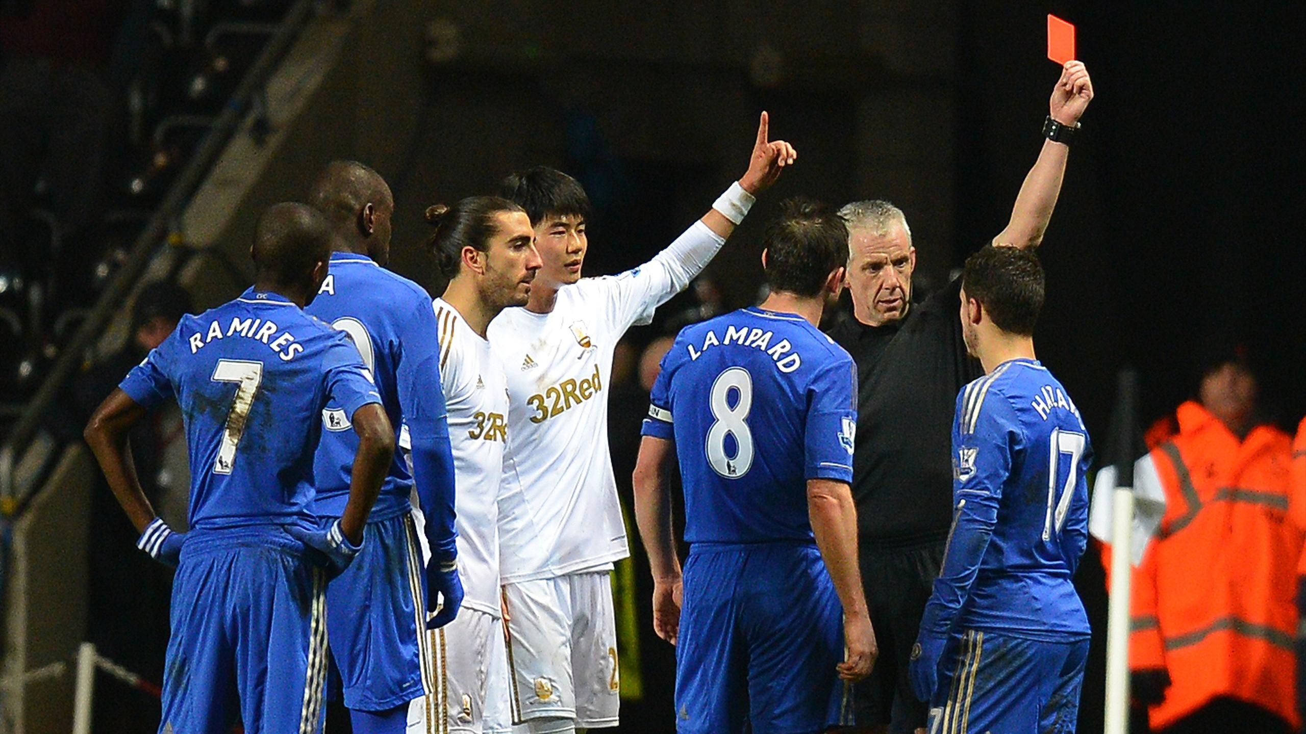 Hazard sent off for kicking ball boy as Swansea reach Wembley - Eurosport